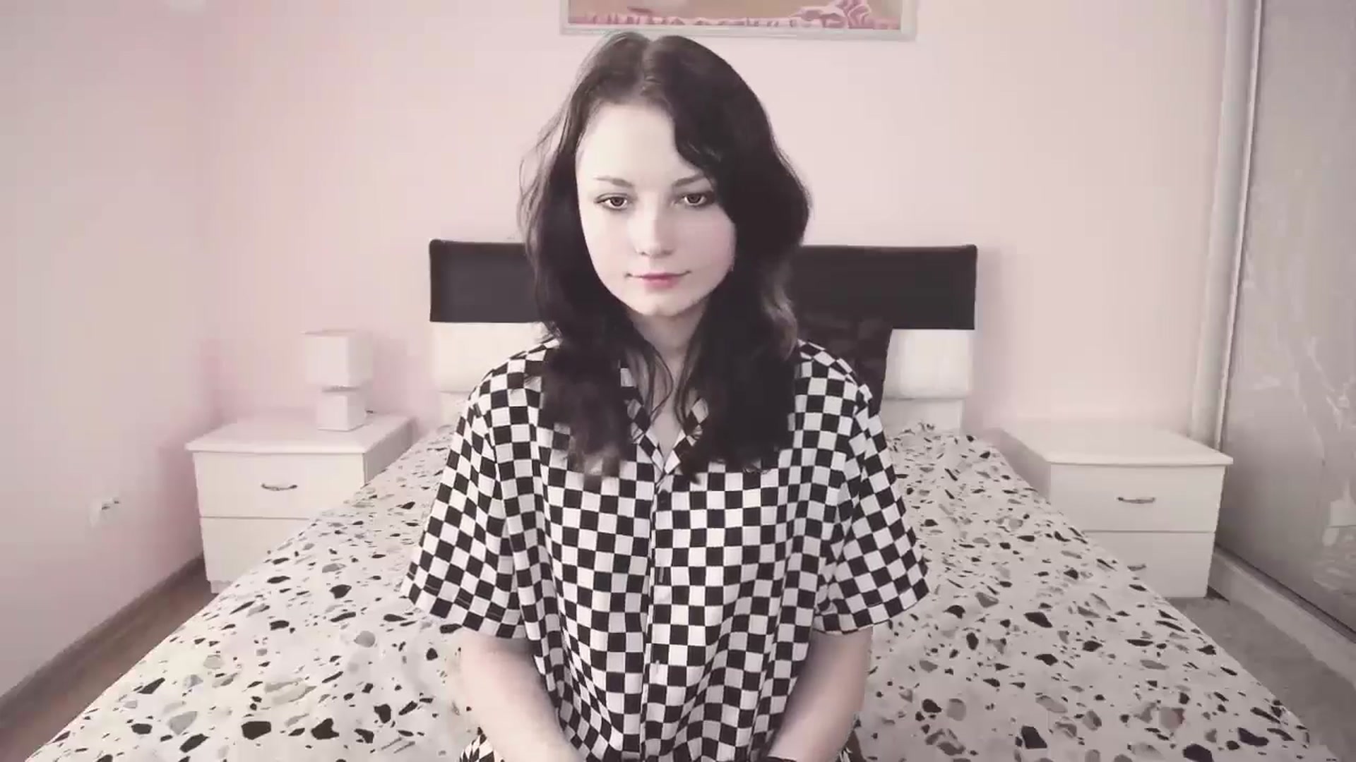 Gallery image thumbnail from Tiffanyy_Moon's myfreecams stream on, 08/15/2024, 09:08 image 6 of 20