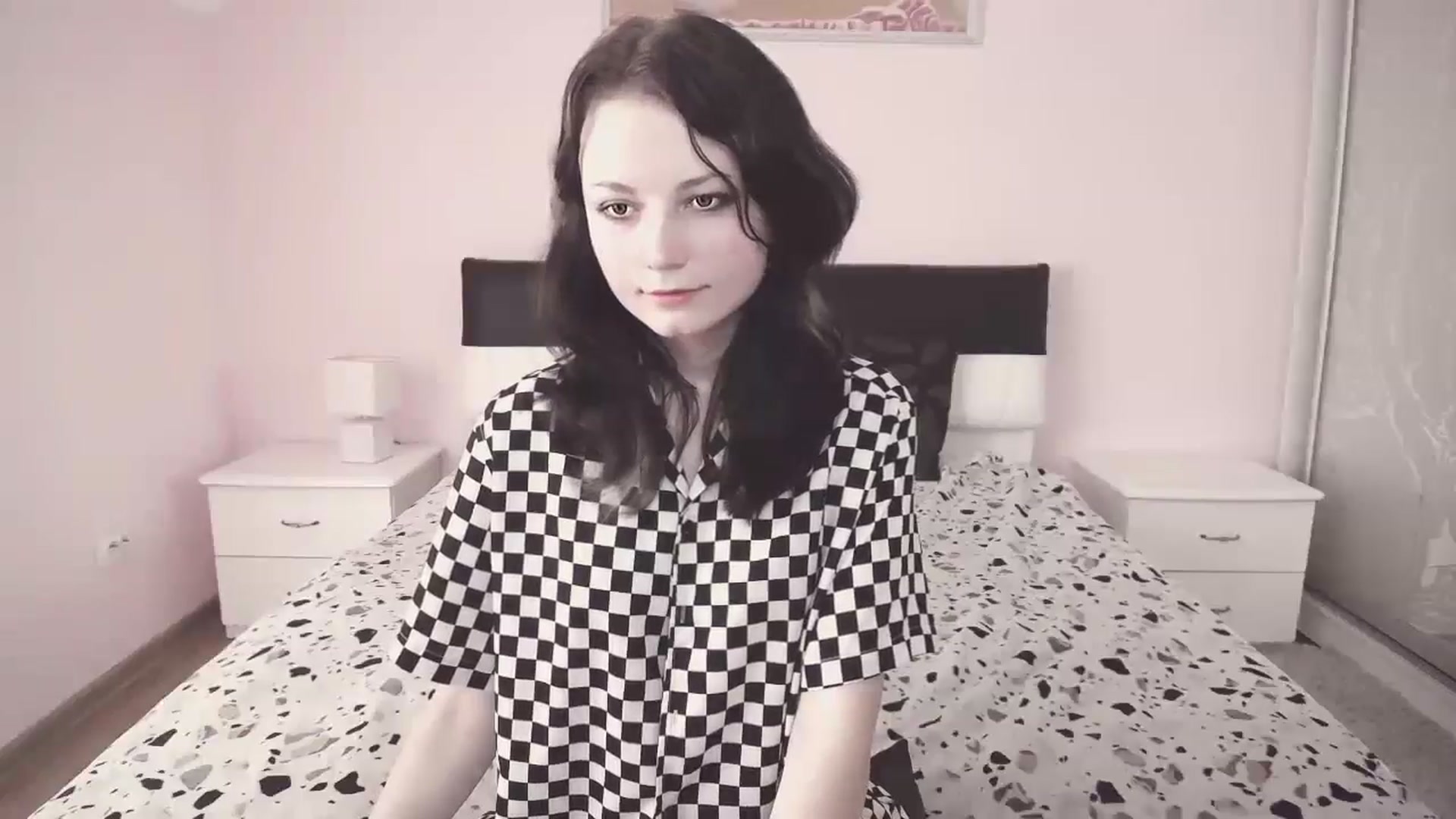 Gallery image thumbnail from Tiffanyy_Moon's myfreecams stream on, 08/15/2024, 09:08 image 20 of 20