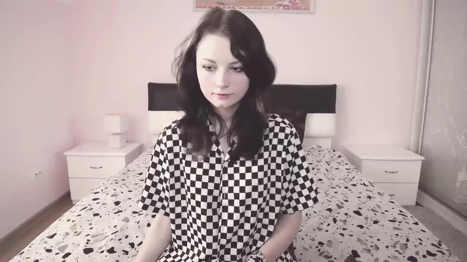 Gallery image thumbnail from Tiffanyy_Moon's myfreecams stream on, 08/15/2024, 09:08 image 5 of 20