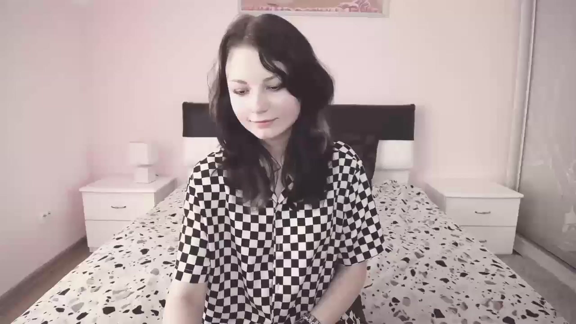 Gallery image thumbnail from Tiffanyy_Moon's myfreecams stream on, 08/15/2024, 09:08 image 8 of 20