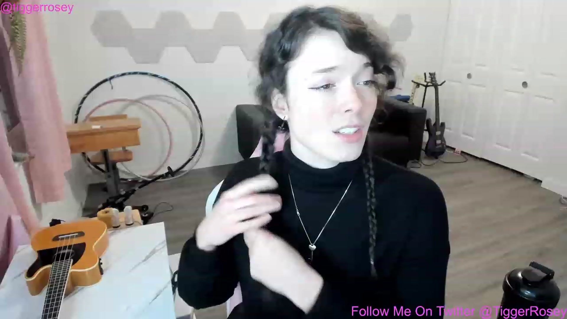 Gallery image thumbnail from TiggerRosey's myfreecams stream on, 11/17/2022, 03:17 image 11 of 20
