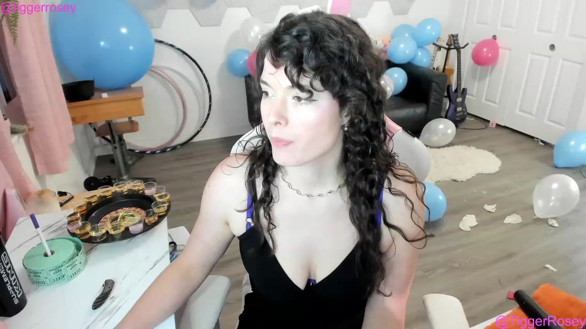 Gallery image thumbnail from TiggerRosey's myfreecams stream on, 11/19/2022, 05:41 image 3 of 20