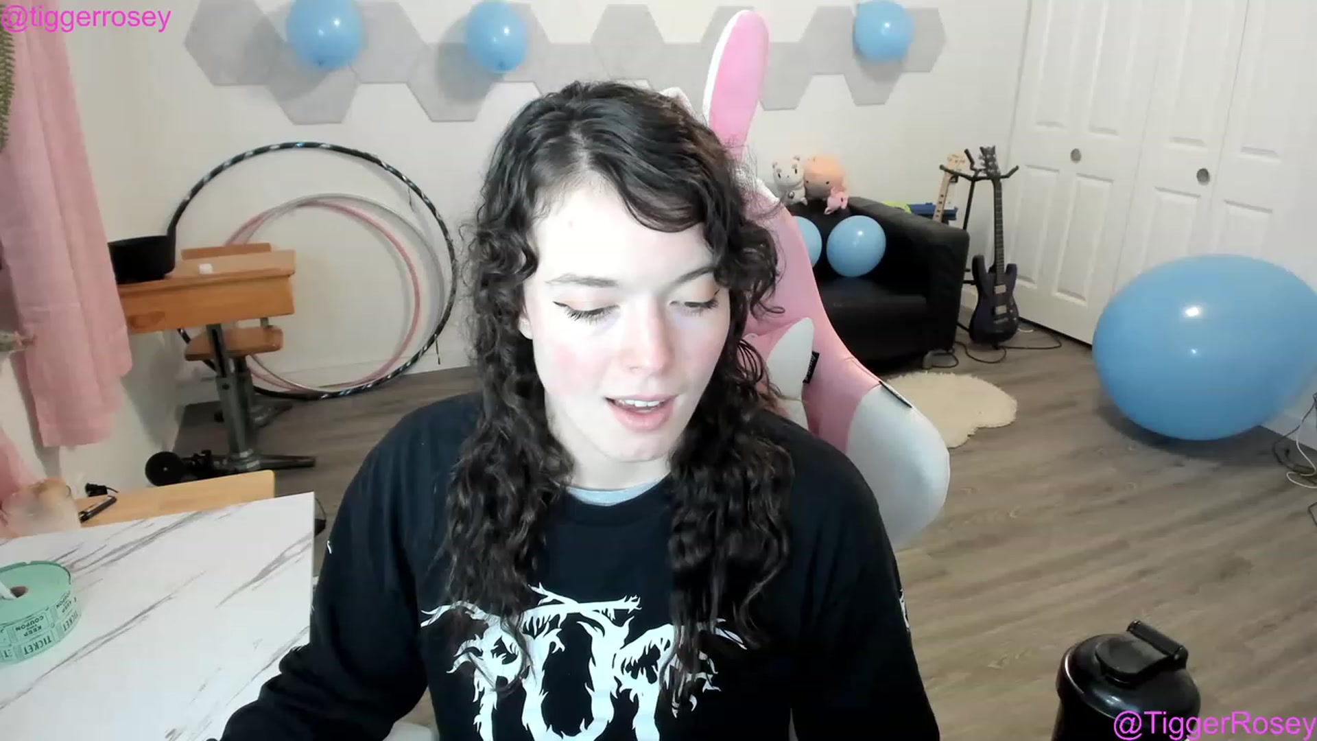 Gallery image thumbnail from TiggerRosey's myfreecams stream on, 11/22/2022, 03:17 image 13 of 20