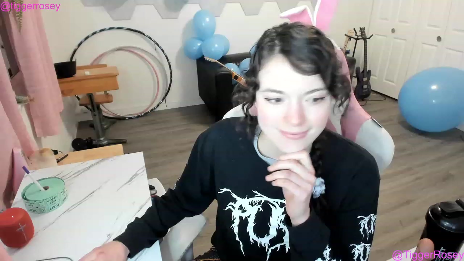 Gallery image thumbnail from TiggerRosey's myfreecams stream on, 11/22/2022, 03:17 image 3 of 20