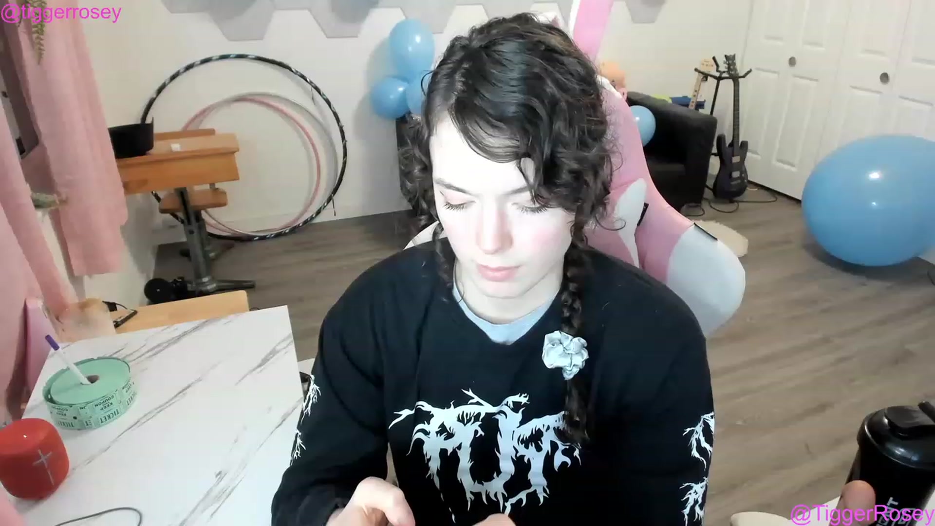Gallery image thumbnail from TiggerRosey's myfreecams stream on, 11/22/2022, 03:17 image 4 of 20
