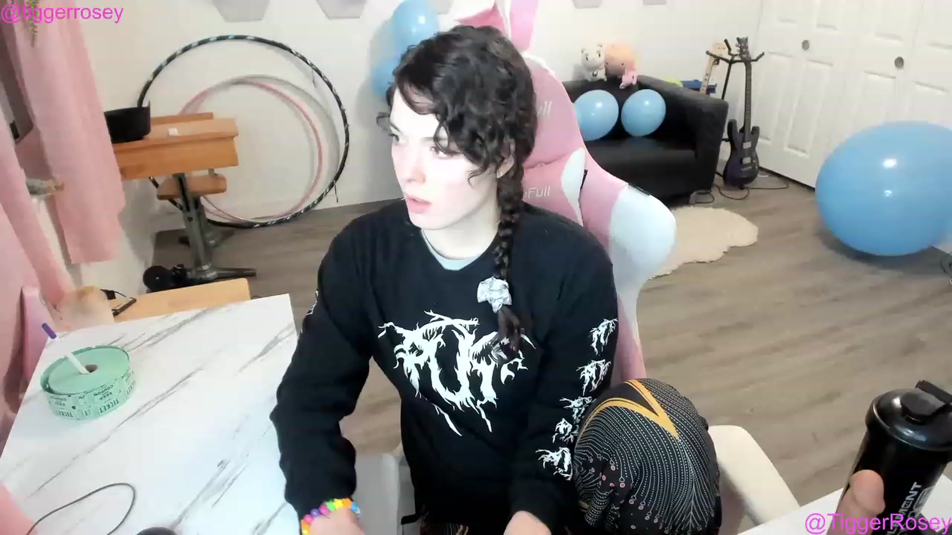 Gallery image thumbnail from TiggerRosey's myfreecams stream on, 11/22/2022, 03:17 image 9 of 20