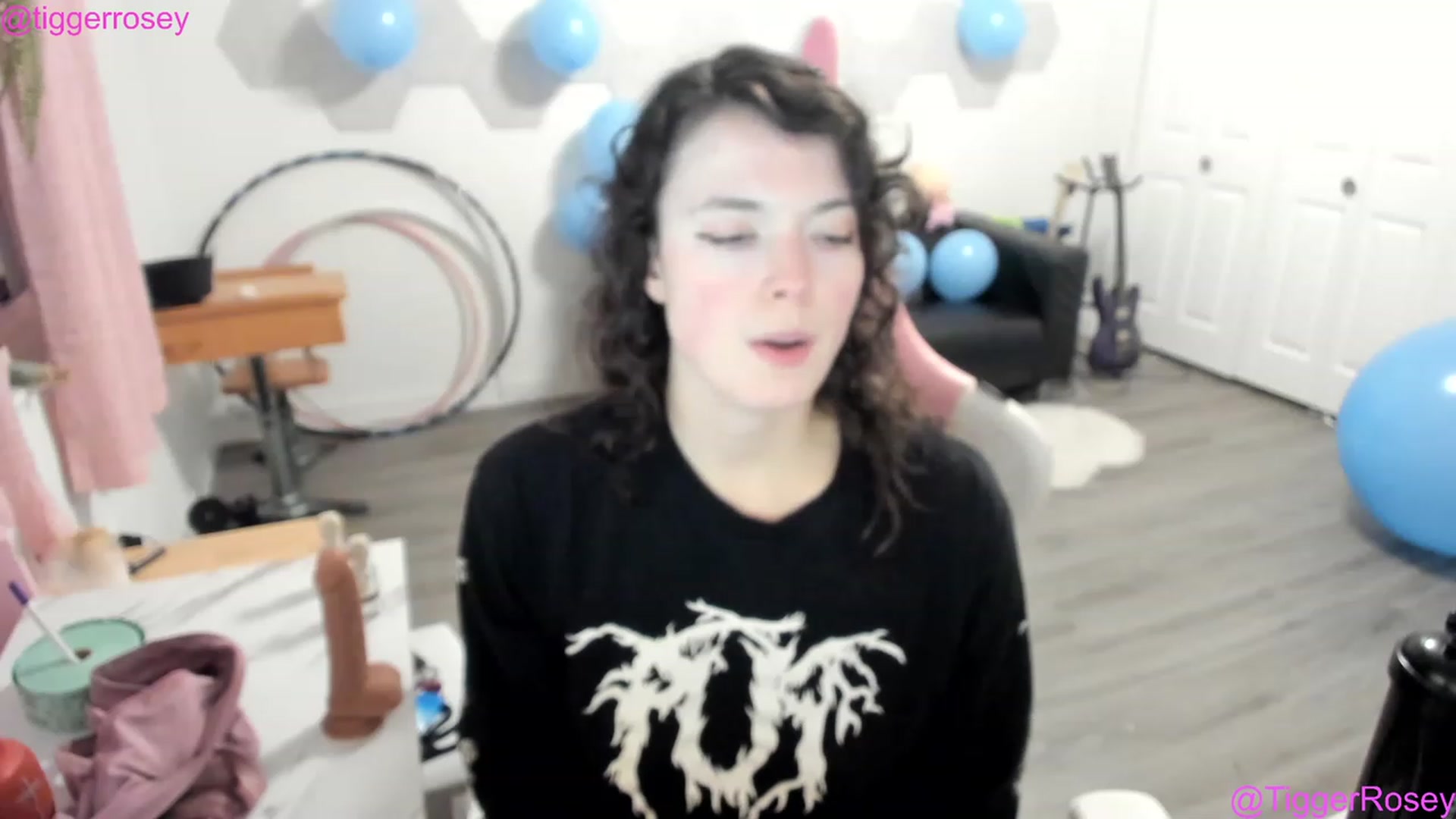 Gallery image thumbnail from TiggerRosey's myfreecams stream on, 11/22/2022, 10:07 image 7 of 20