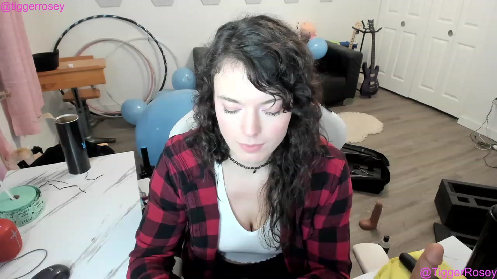 Gallery image thumbnail from TiggerRosey's myfreecams stream on, 11/26/2022, 04:37 image 13 of 20