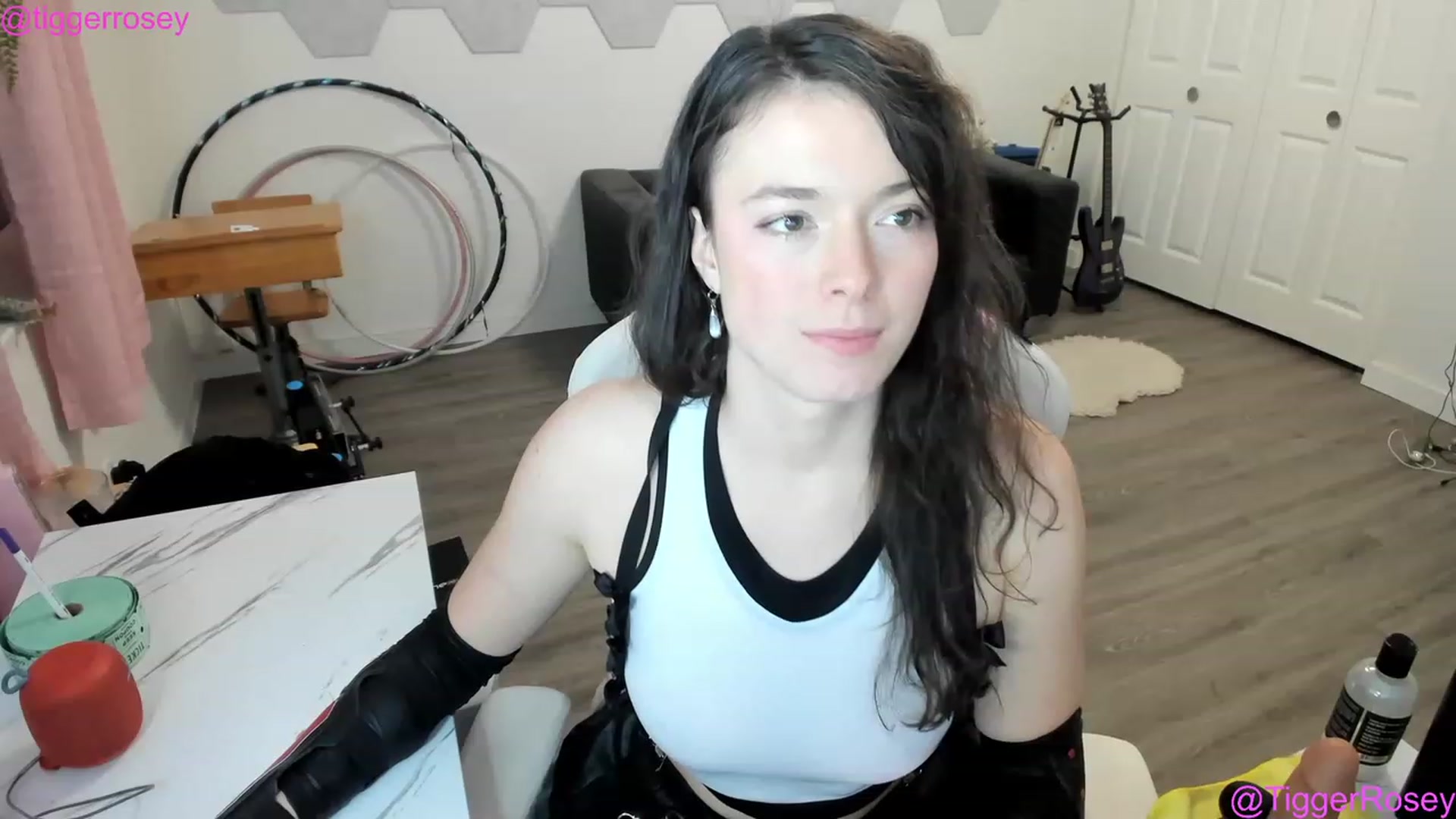 Gallery image thumbnail from TiggerRosey's myfreecams stream on, 11/29/2022, 02:02 image 9 of 20
