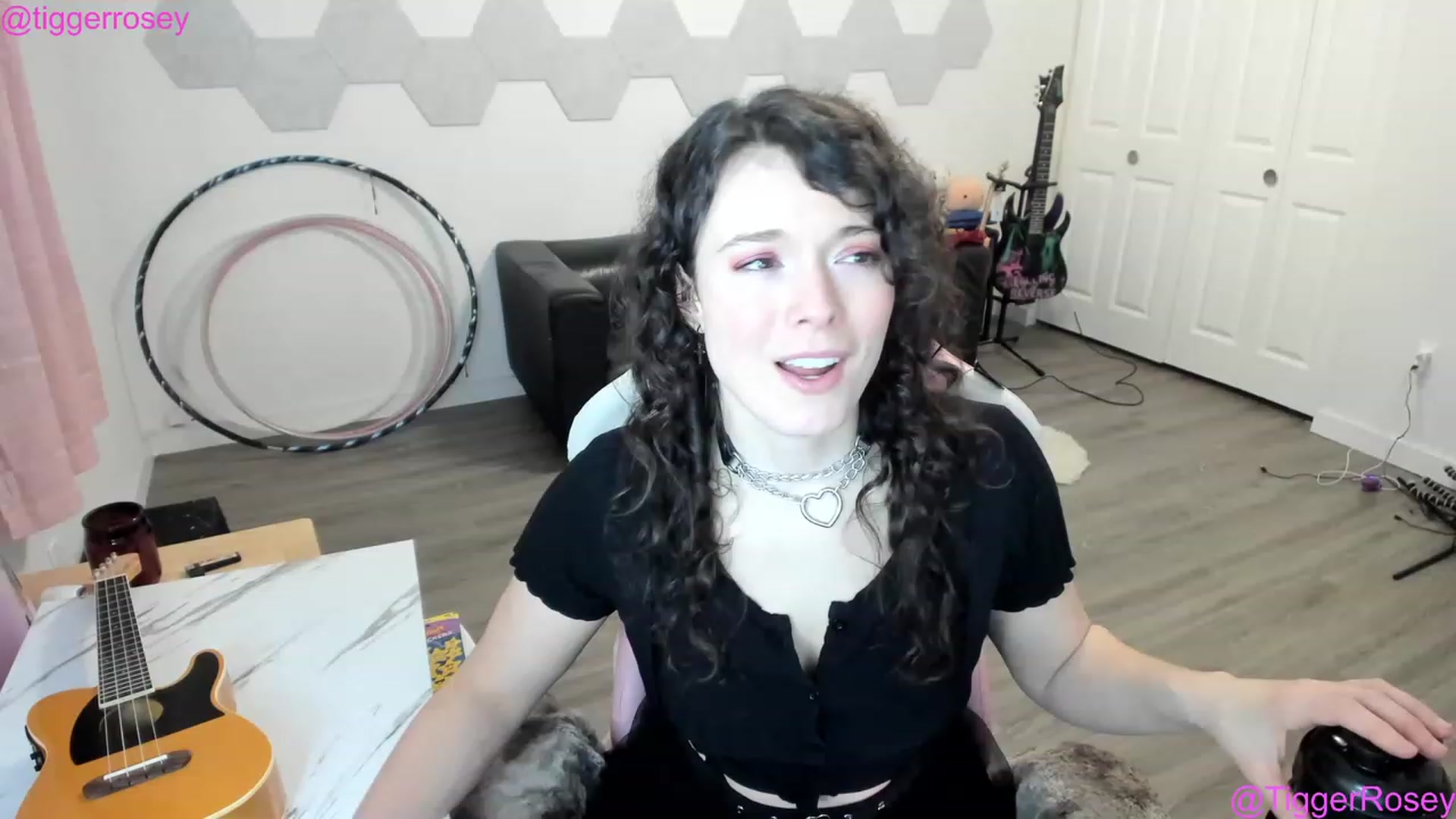 Gallery image thumbnail from TiggerRosey's myfreecams stream on, 01/14/2023, 02:04 image 2 of 20