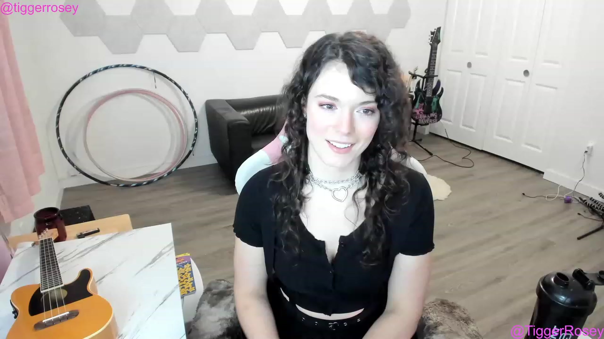 Gallery image thumbnail from TiggerRosey's myfreecams stream on, 01/14/2023, 02:04 image 1 of 20
