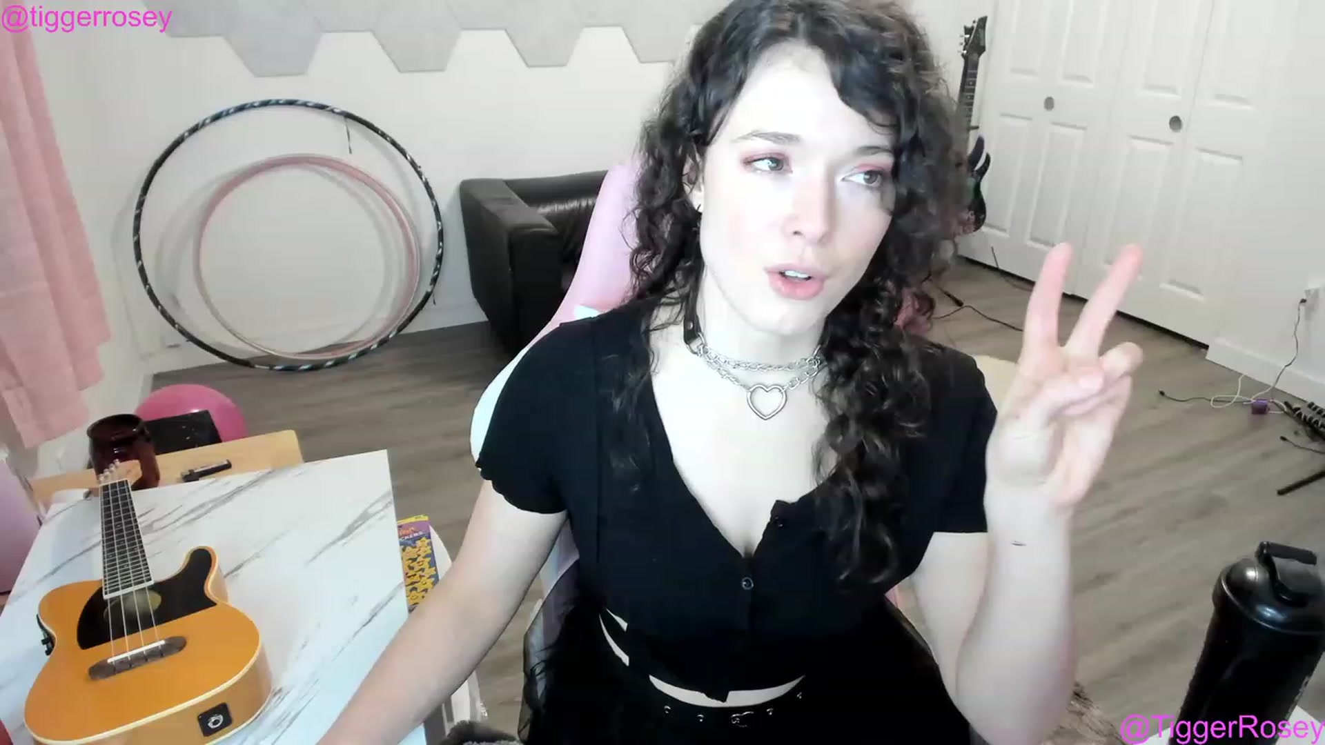 Gallery image thumbnail from TiggerRosey's myfreecams stream on, 01/14/2023, 02:04 image 13 of 20
