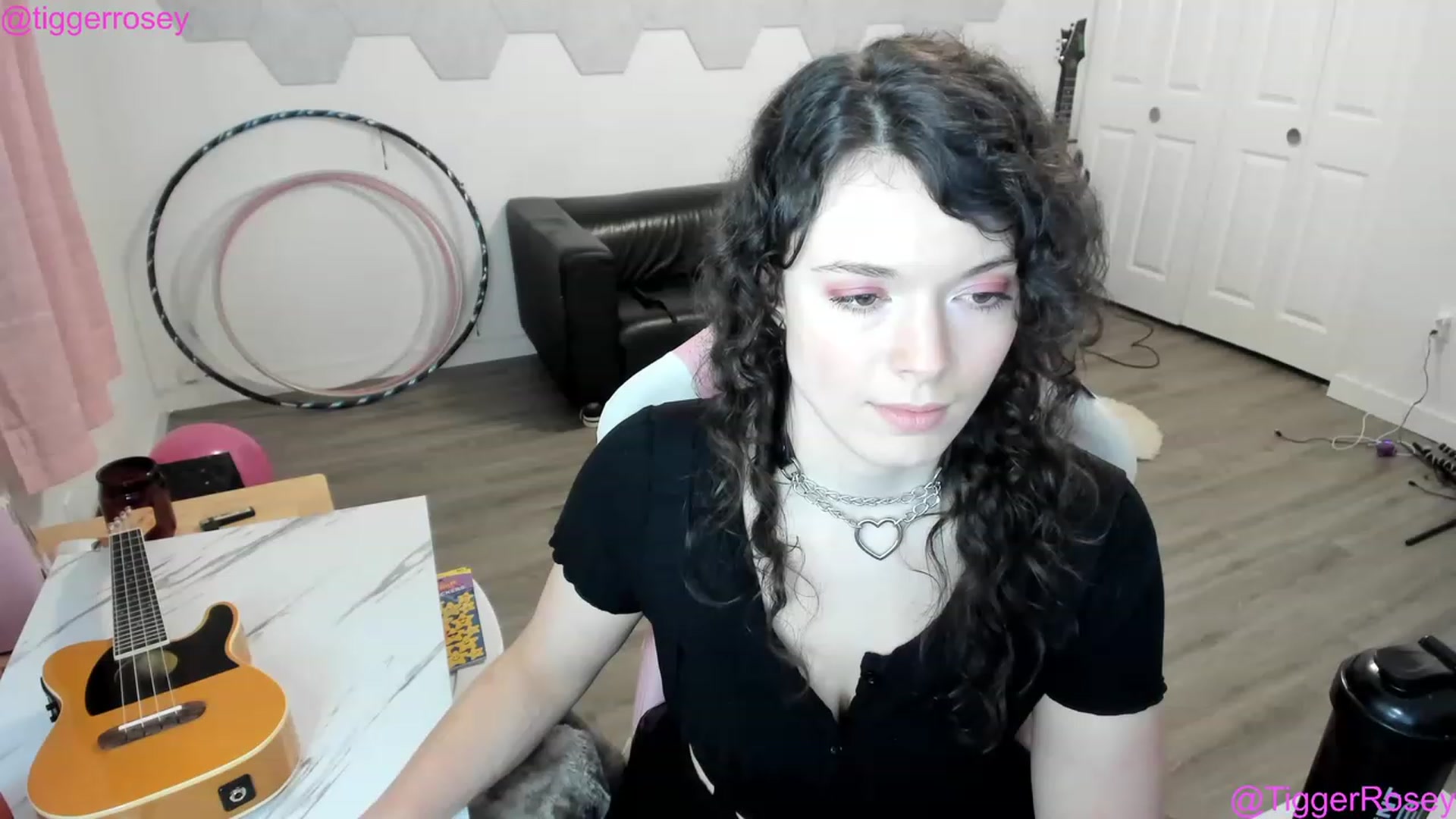 Gallery image thumbnail from TiggerRosey's myfreecams stream on, 01/14/2023, 02:04 image 9 of 20