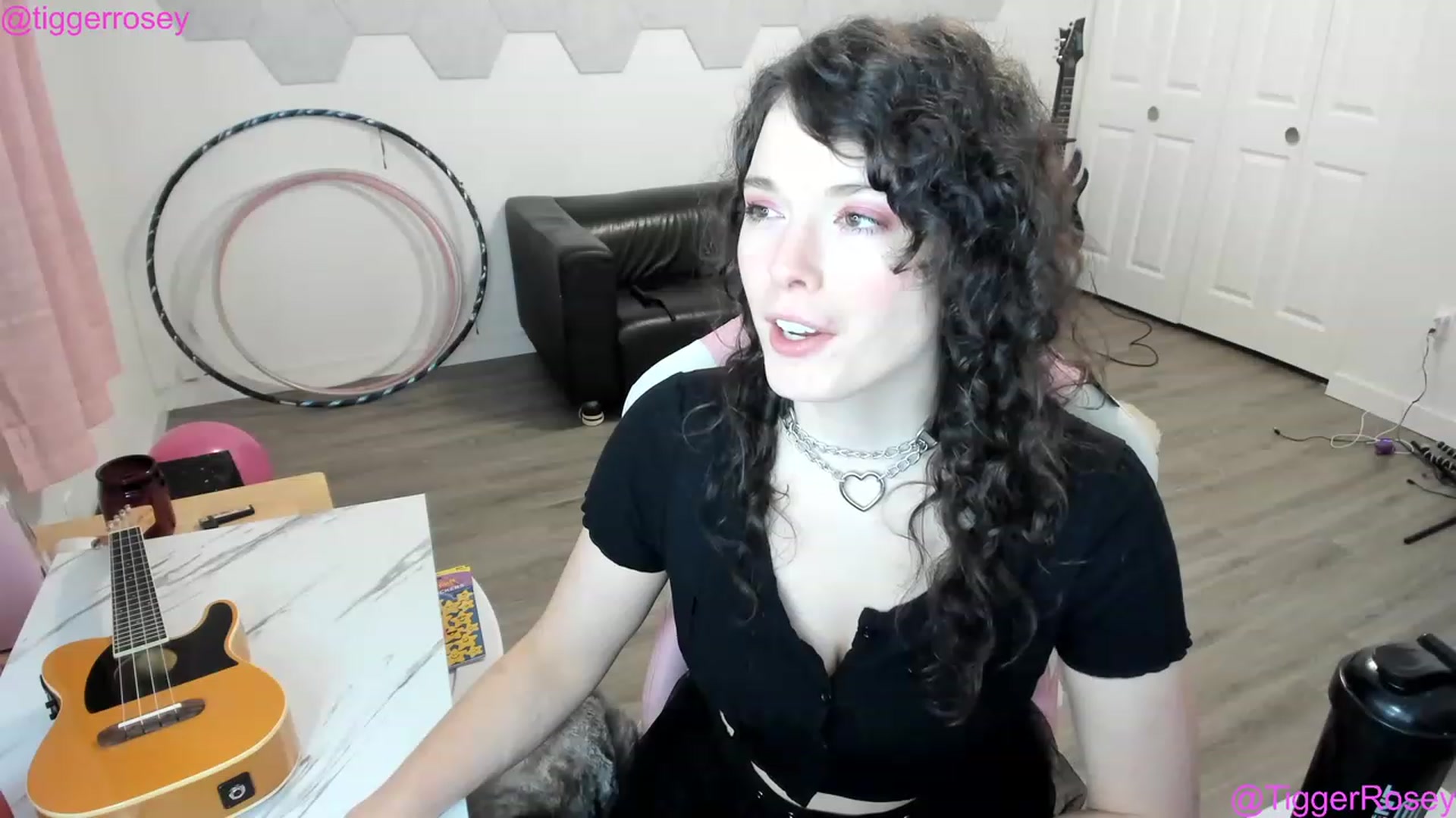 Gallery image thumbnail from TiggerRosey's myfreecams stream on, 01/14/2023, 02:04 image 8 of 20