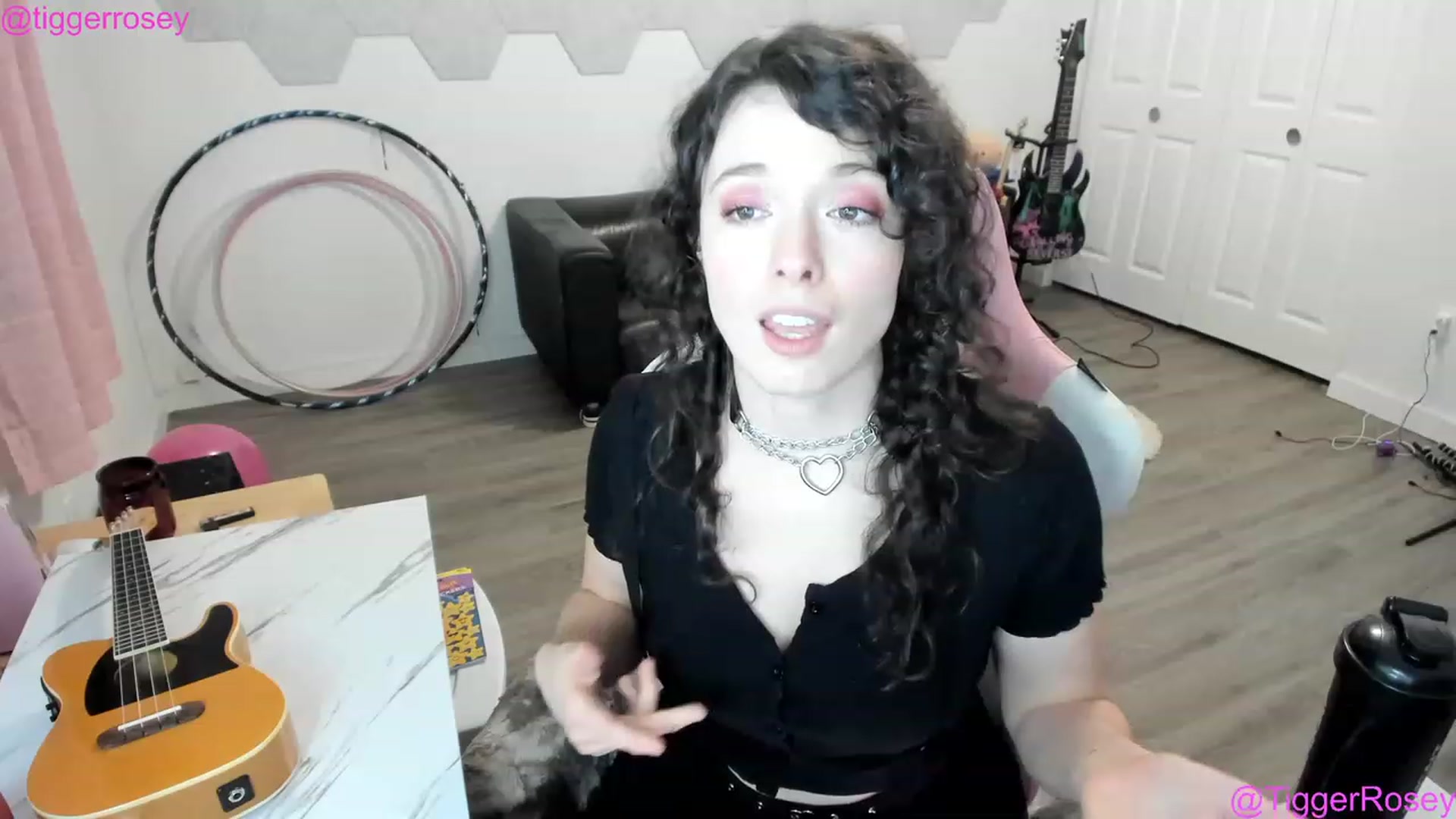 Gallery image thumbnail from TiggerRosey's myfreecams stream on, 01/14/2023, 02:04 image 16 of 20