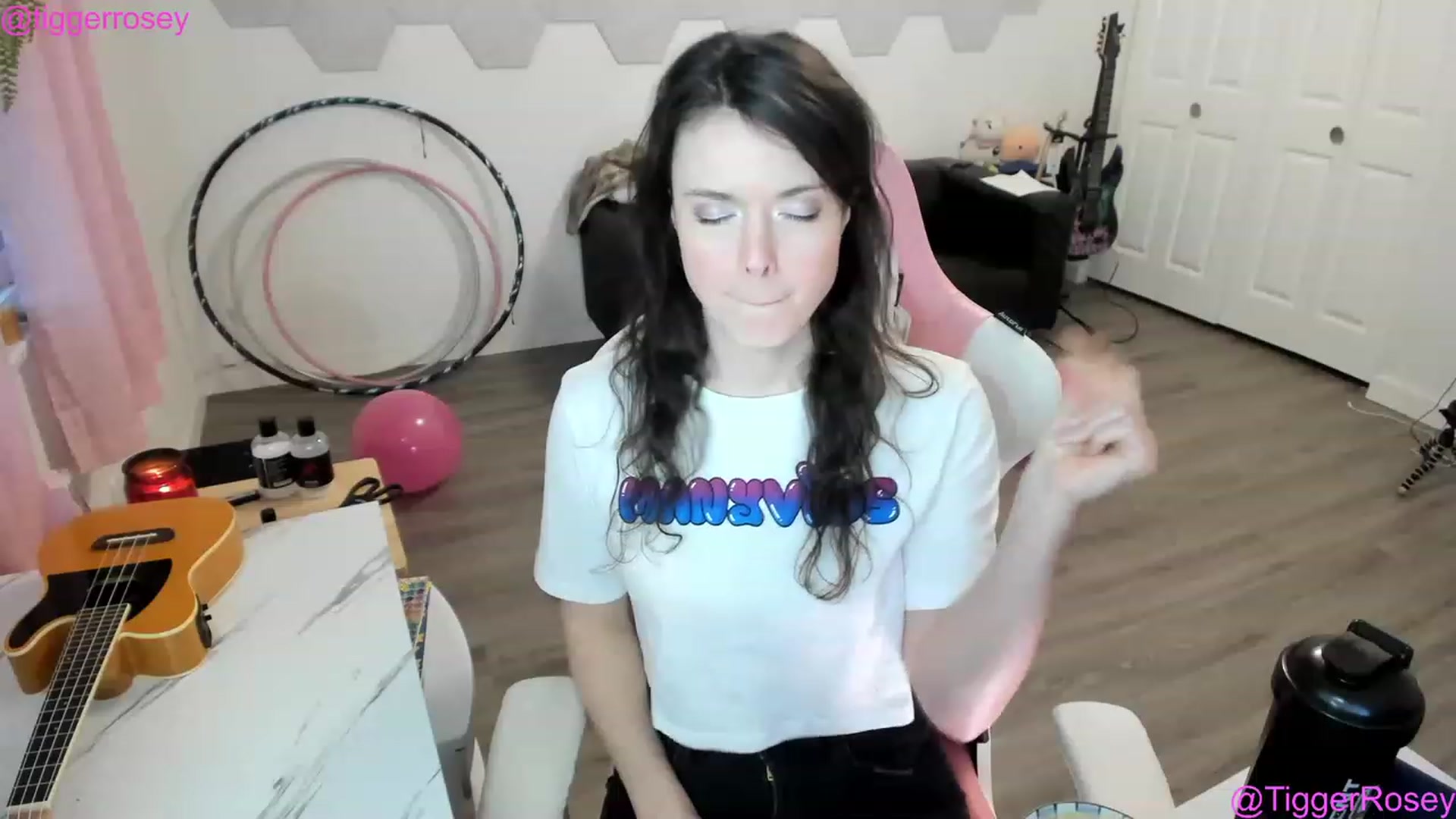 Gallery image thumbnail from TiggerRosey's myfreecams stream on, 01/18/2023, 24:01 image 16 of 20