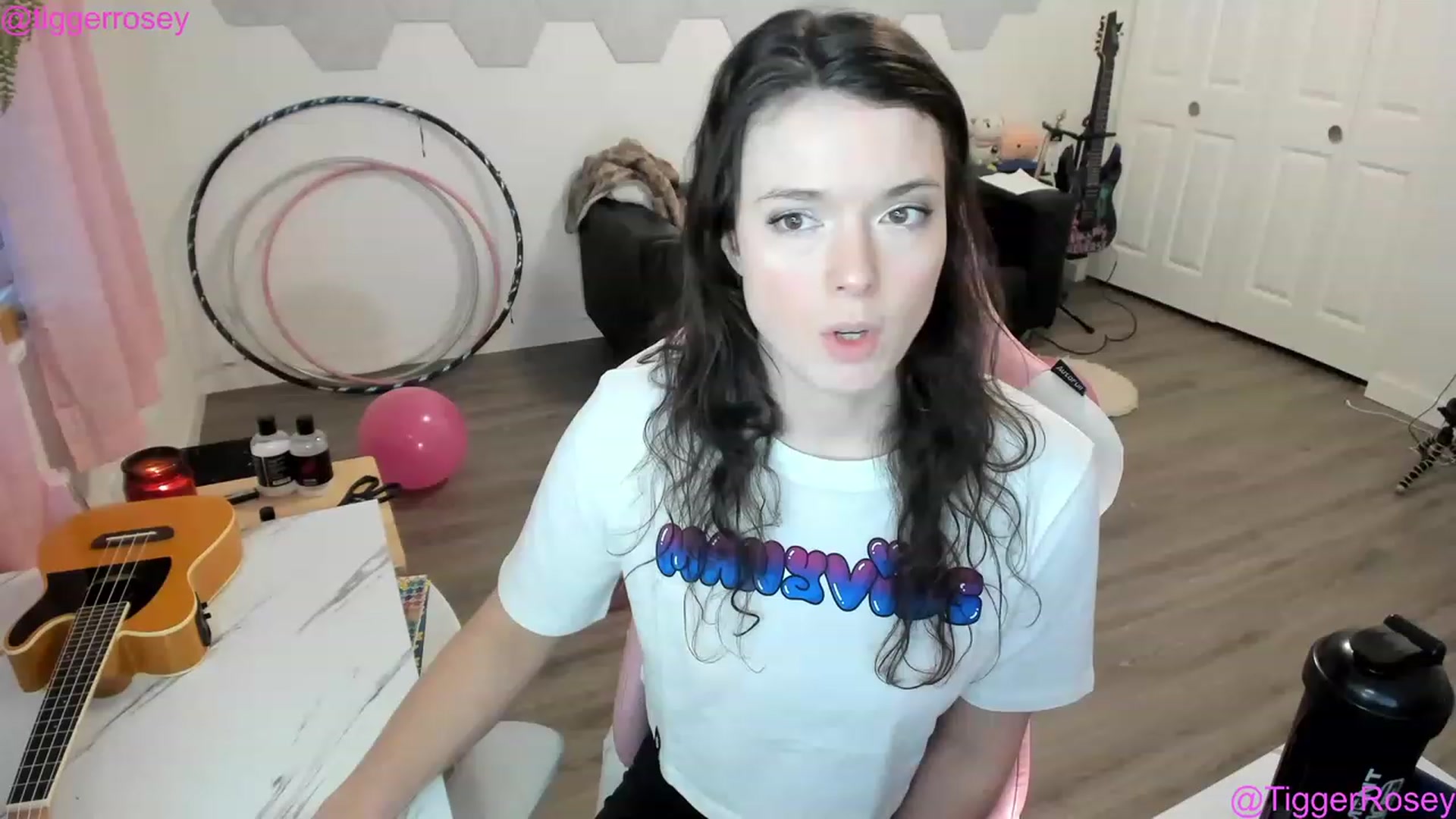 Gallery image thumbnail from TiggerRosey's myfreecams stream on, 01/18/2023, 01:31 image 1 of 20