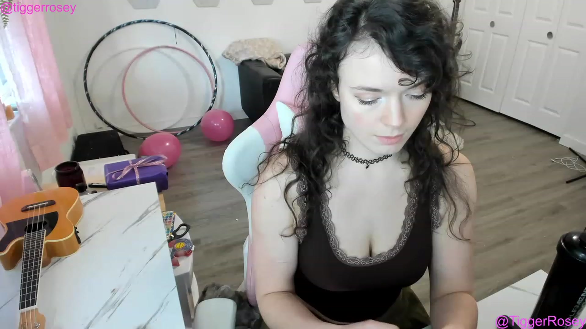 Gallery image thumbnail from TiggerRosey's myfreecams stream on, 01/20/2023, 24:30 image 11 of 20