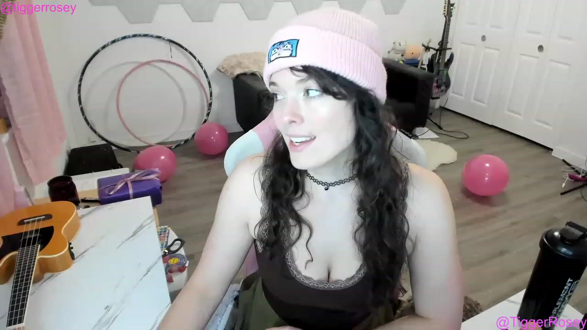 Gallery image thumbnail from TiggerRosey's myfreecams stream on, 01/20/2023, 03:11 image 11 of 20