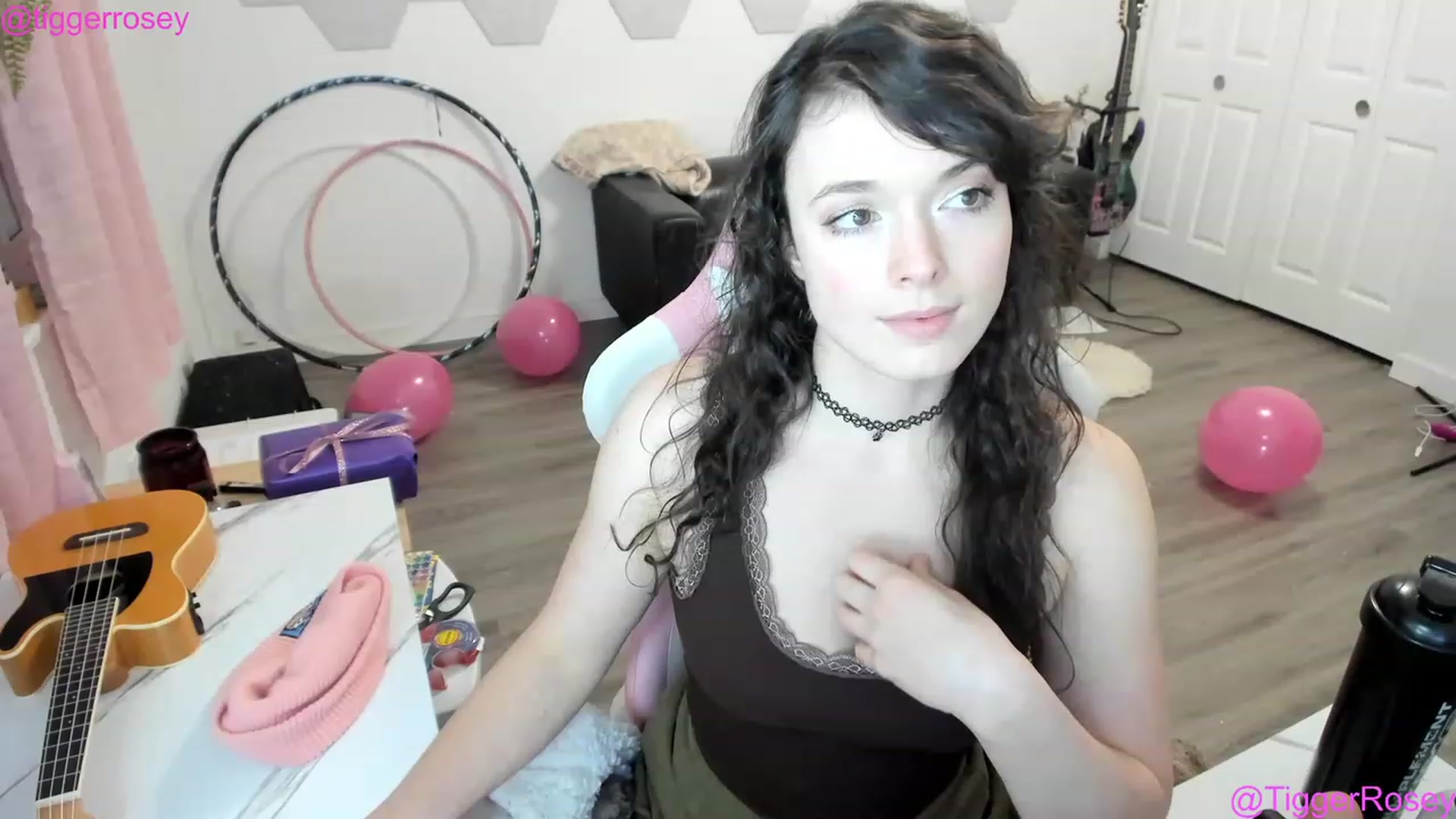 Gallery image thumbnail from TiggerRosey's myfreecams stream on, 01/20/2023, 03:11 image 14 of 20