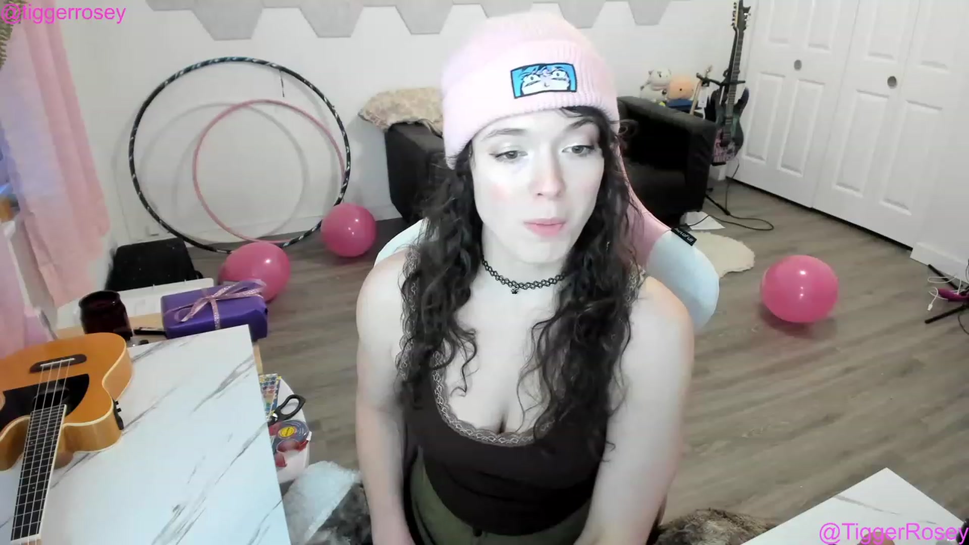 Gallery image thumbnail from TiggerRosey's myfreecams stream on, 01/20/2023, 03:11 image 6 of 20
