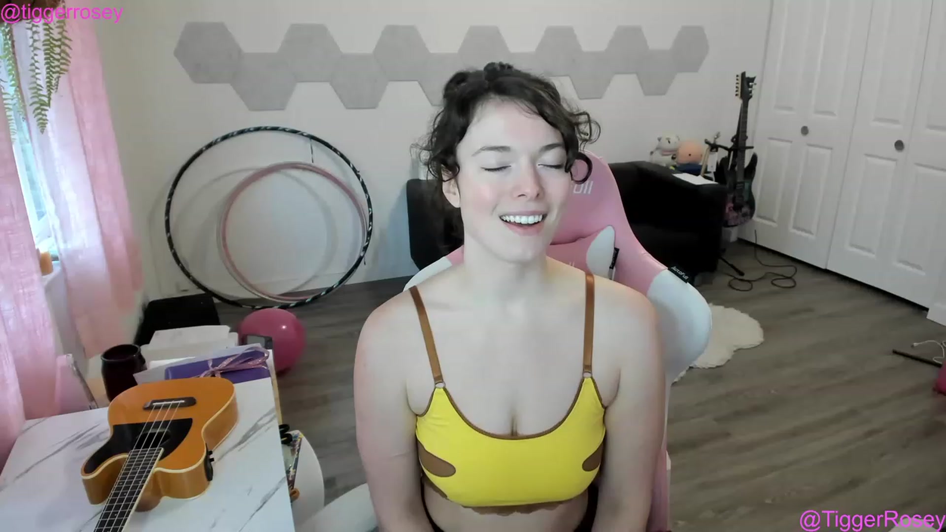 Gallery image thumbnail from TiggerRosey's myfreecams stream on, 01/26/2023, 21:30 image 20 of 20