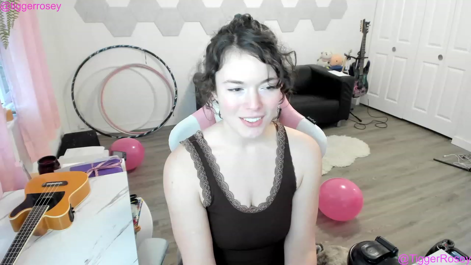Gallery image thumbnail from TiggerRosey's myfreecams stream on, 01/26/2023, 23:44 image 15 of 20