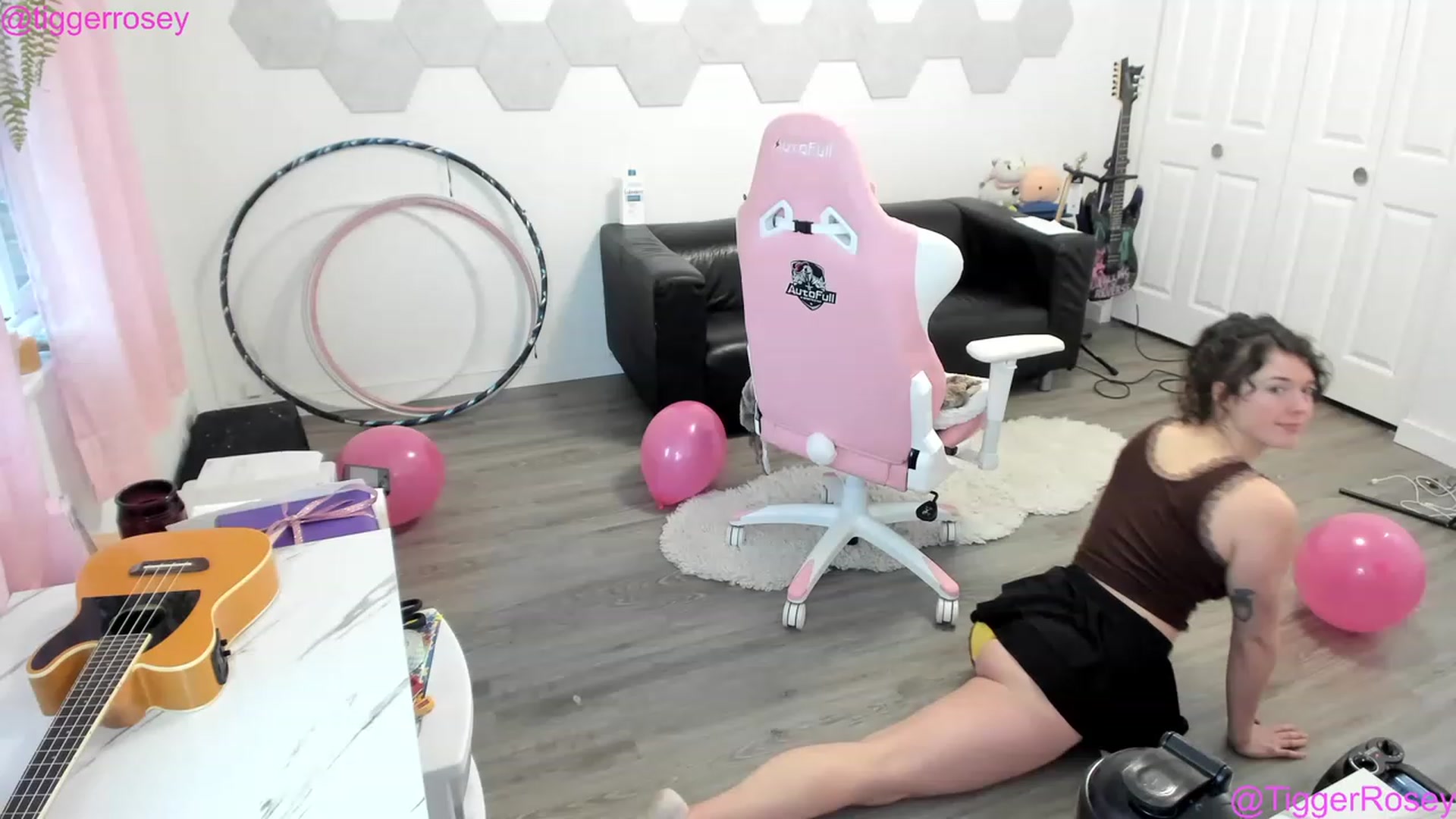 Gallery image thumbnail from TiggerRosey's myfreecams stream on, 01/26/2023, 23:44 image 19 of 20