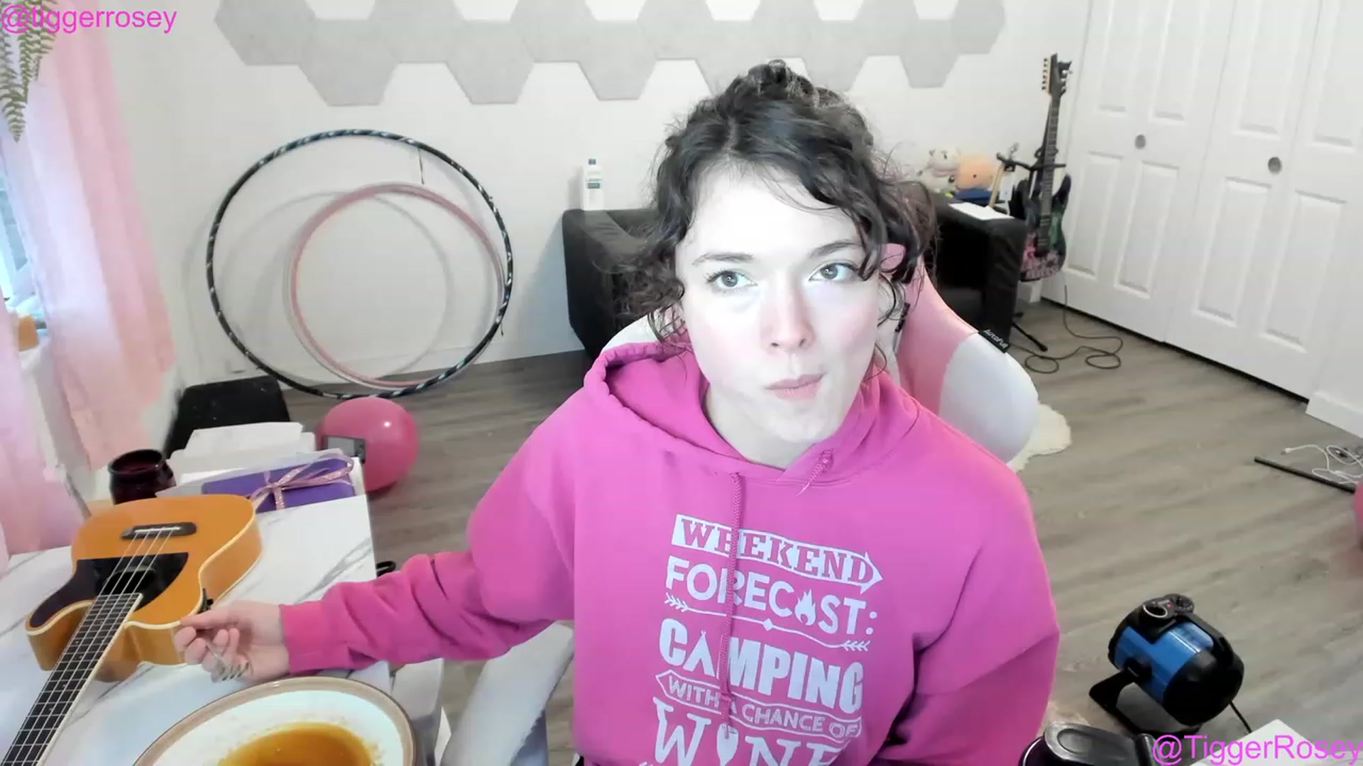 Gallery image thumbnail from TiggerRosey's myfreecams stream on, 01/26/2023, 23:44 image 9 of 20