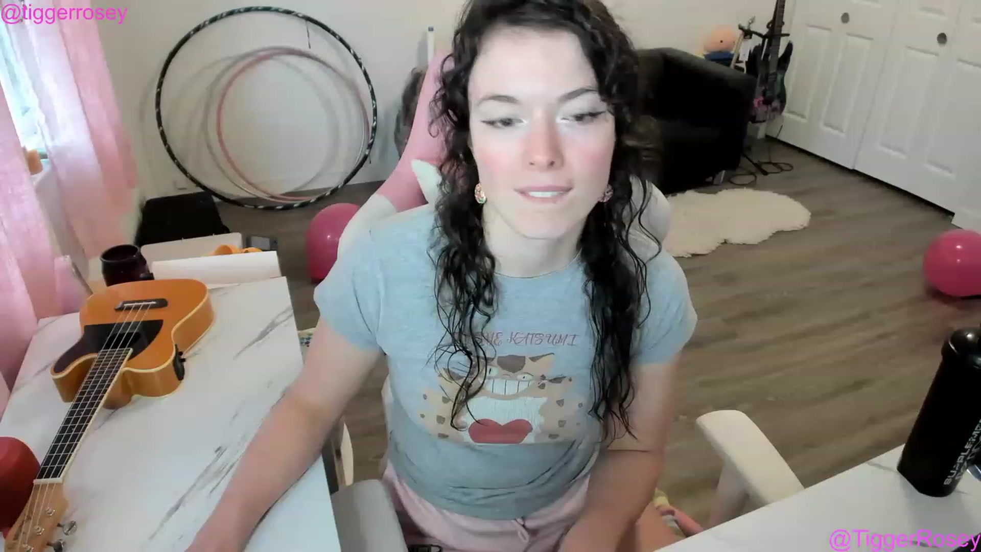 Gallery image thumbnail from TiggerRosey's myfreecams stream on, 02/01/2023, 23:36 image 2 of 20