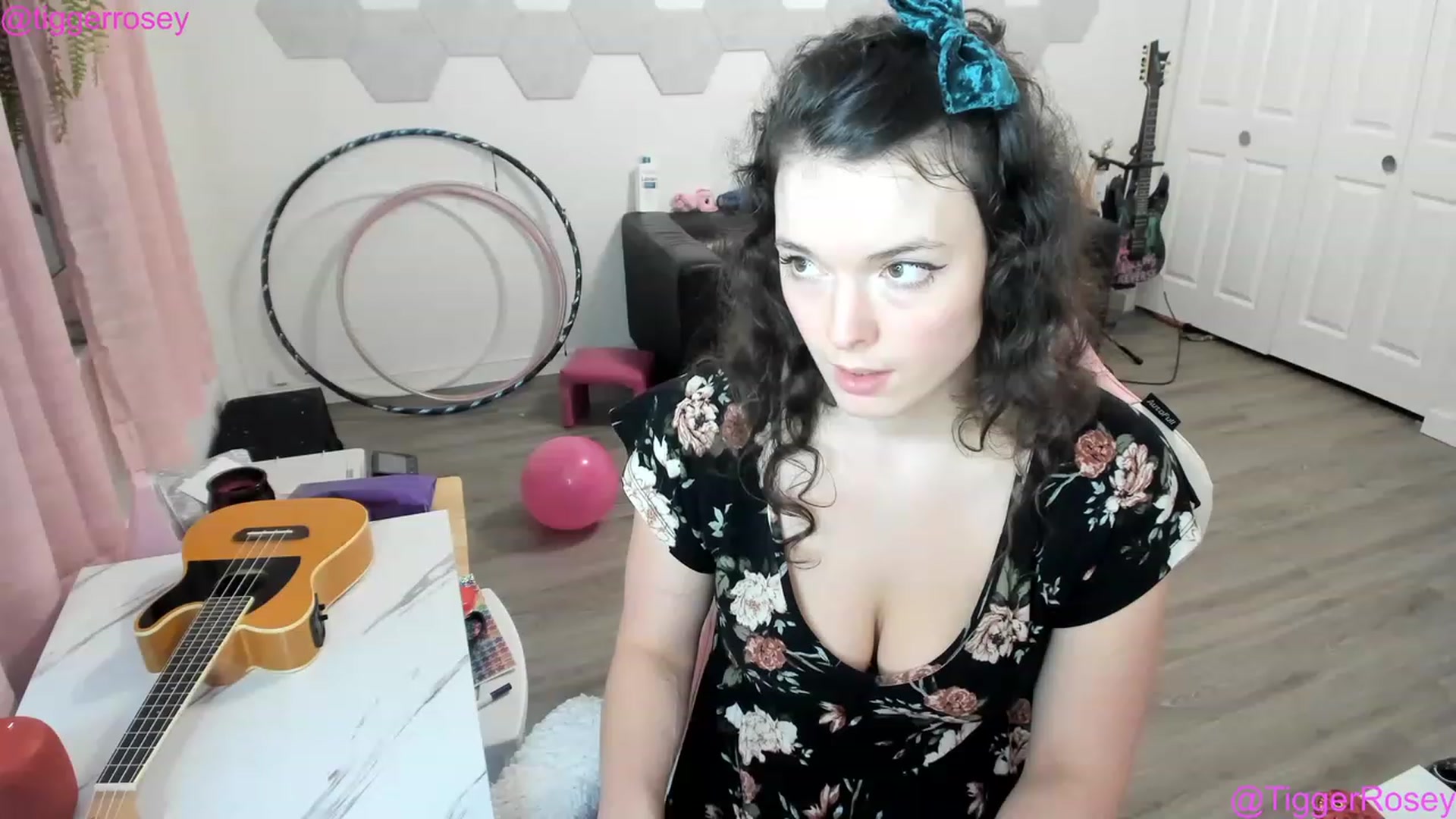 Gallery image thumbnail from TiggerRosey's myfreecams stream on, 02/08/2023, 07:57 image 11 of 20