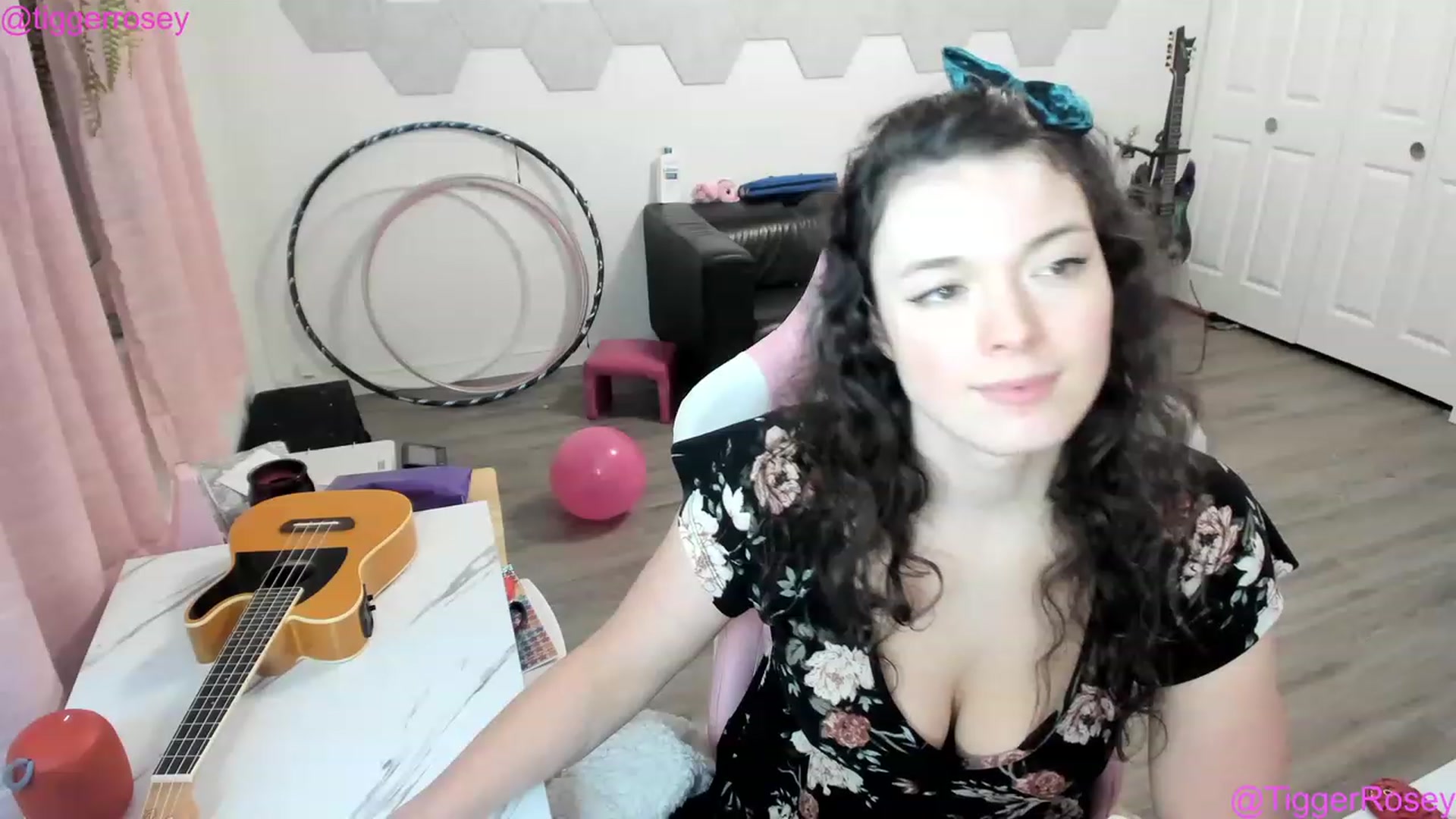 Gallery image thumbnail from TiggerRosey's myfreecams stream on, 02/08/2023, 07:57 image 18 of 20