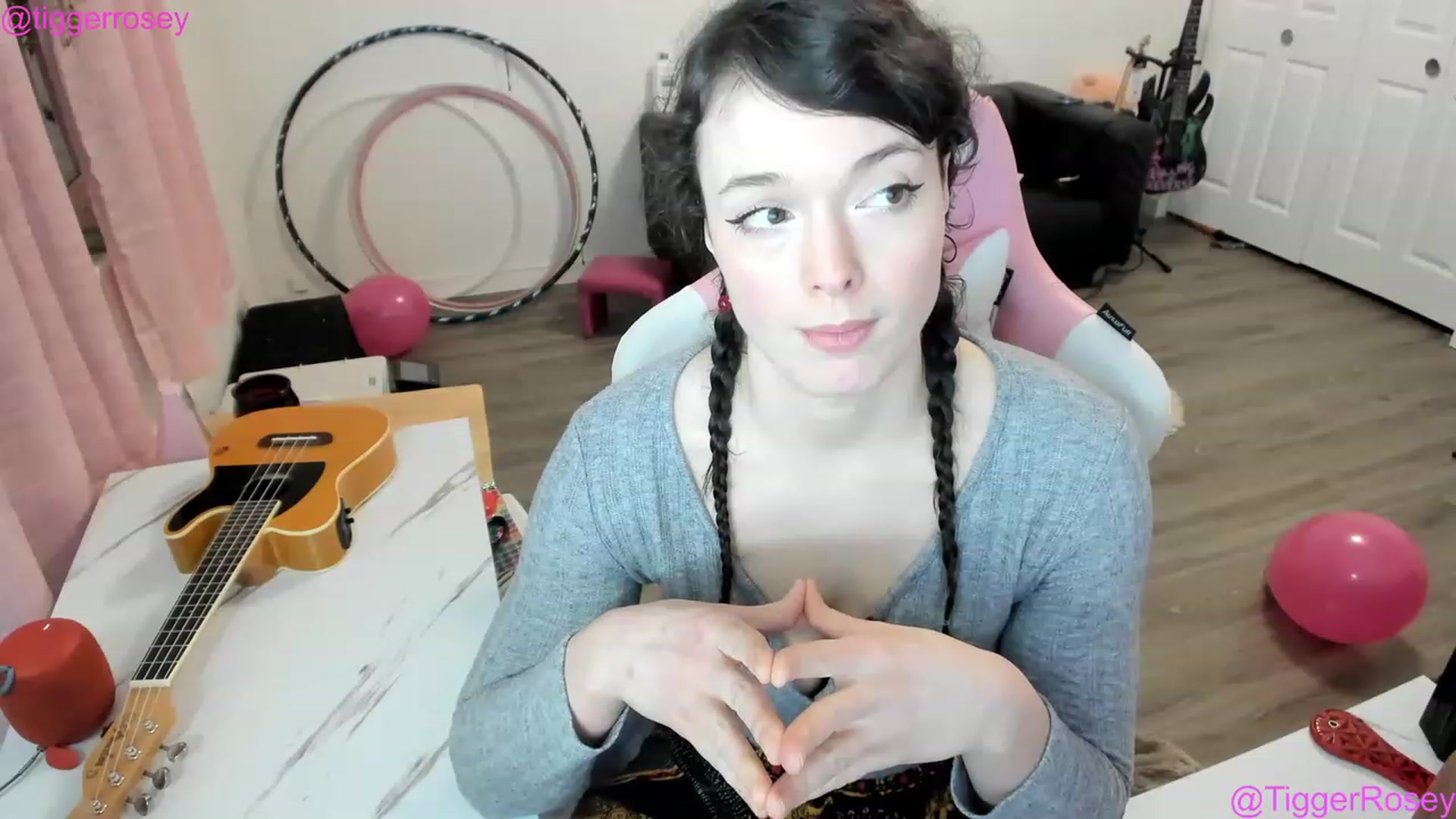 Gallery image thumbnail from TiggerRosey's myfreecams stream on, 02/09/2023, 03:26 image 20 of 20