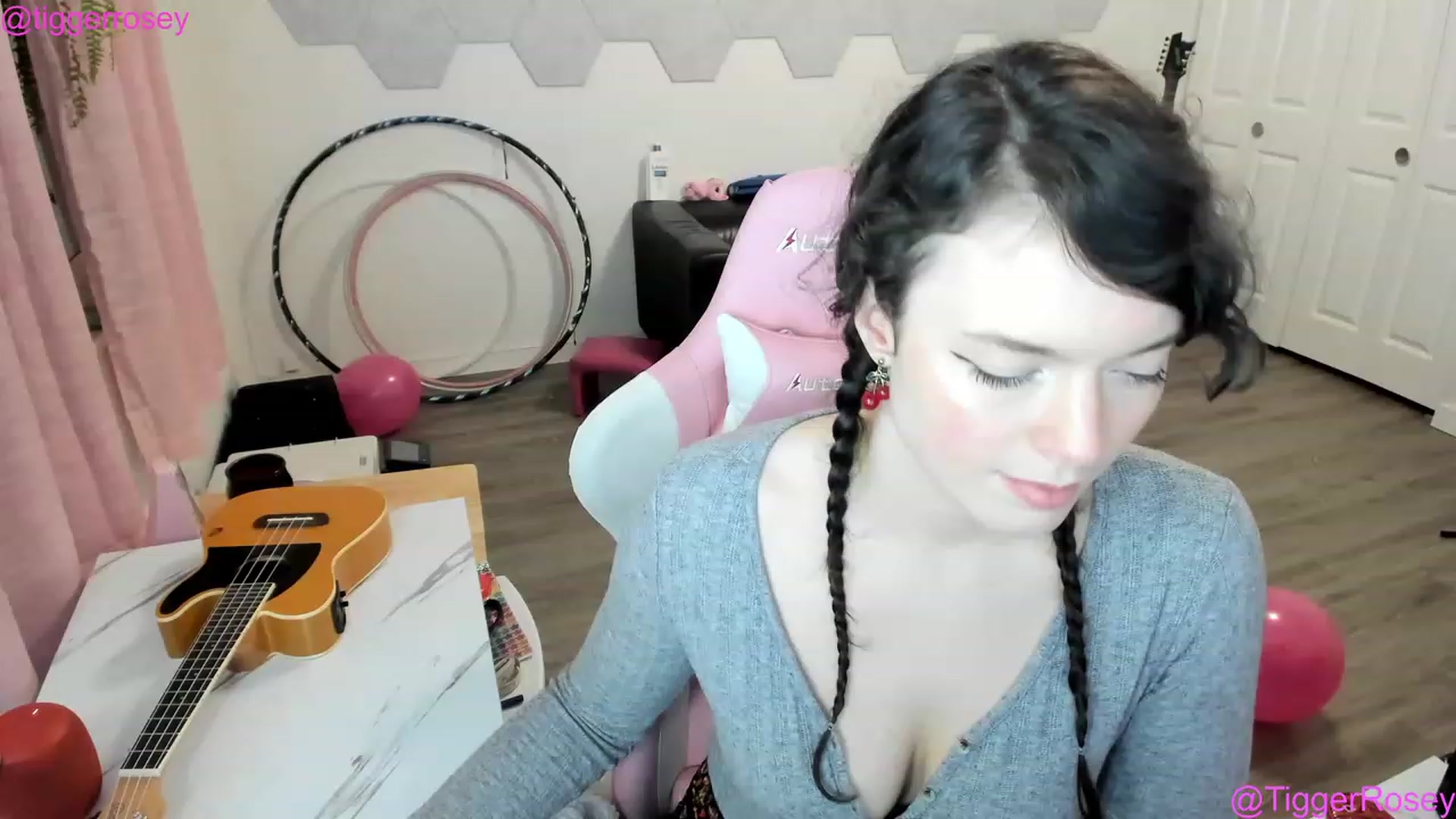 Gallery image thumbnail from TiggerRosey's myfreecams stream on, 02/09/2023, 03:26 image 3 of 20