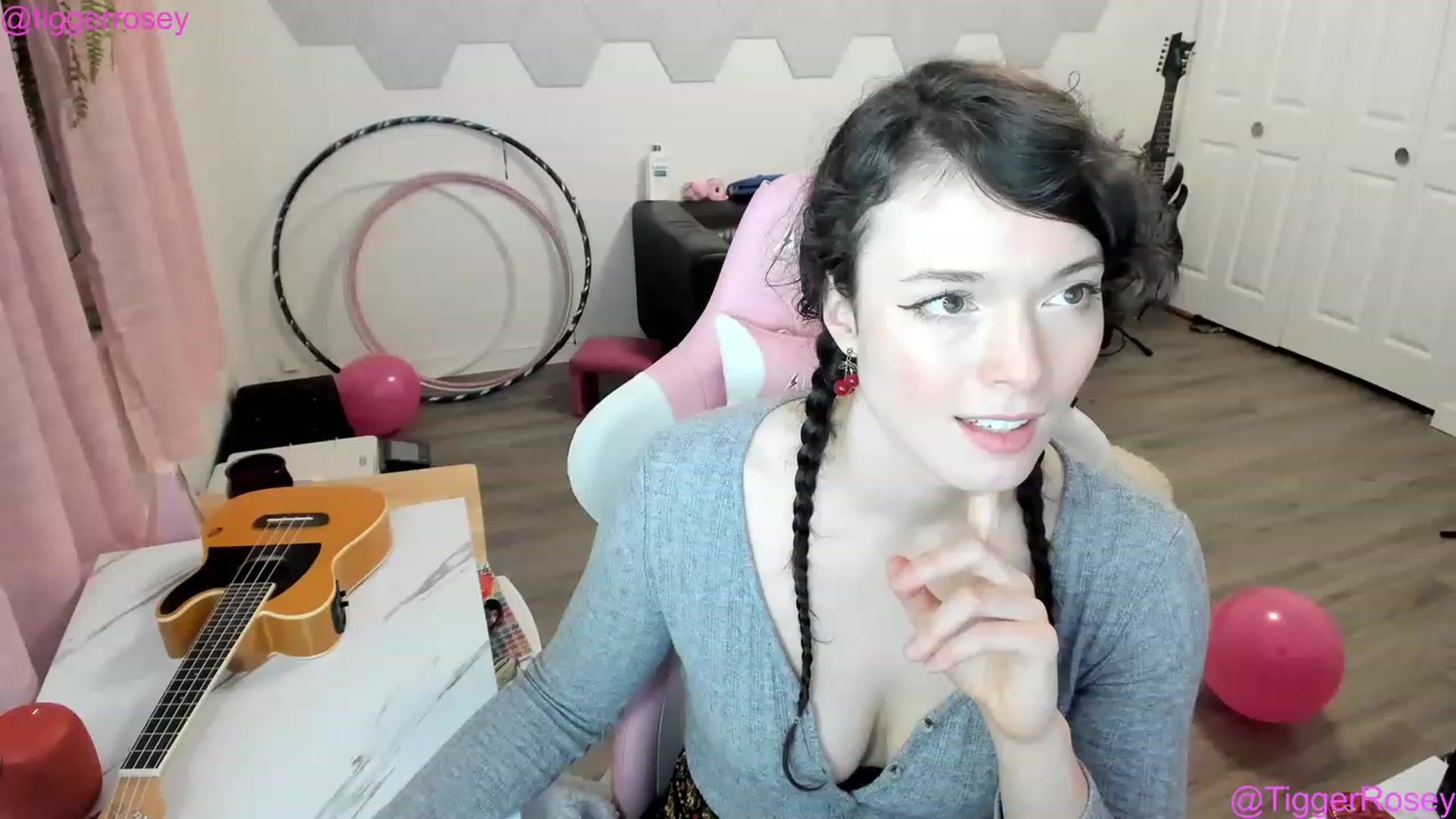 Gallery image thumbnail from TiggerRosey's myfreecams stream on, 02/09/2023, 03:26 image 1 of 20