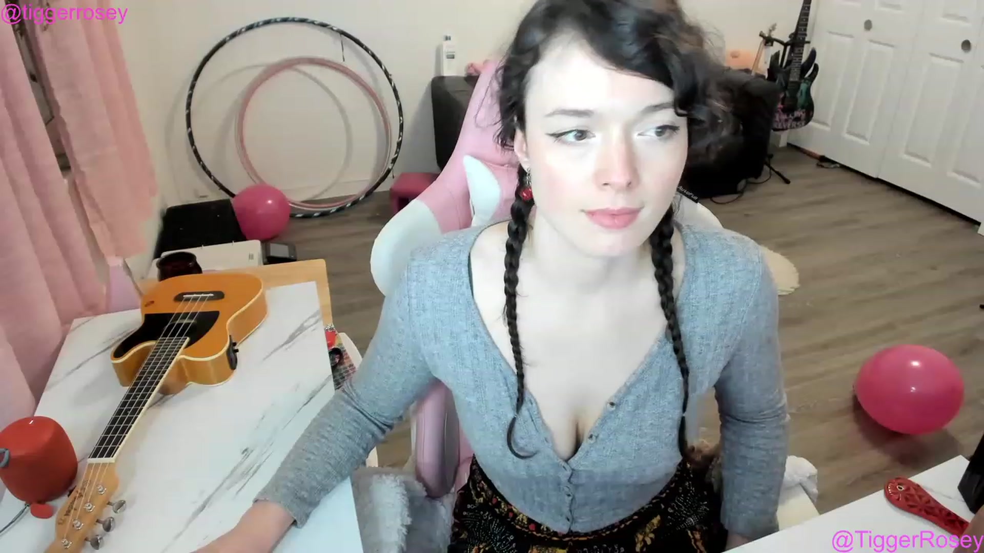 Gallery image thumbnail from TiggerRosey's myfreecams stream on, 02/09/2023, 03:26 image 16 of 20