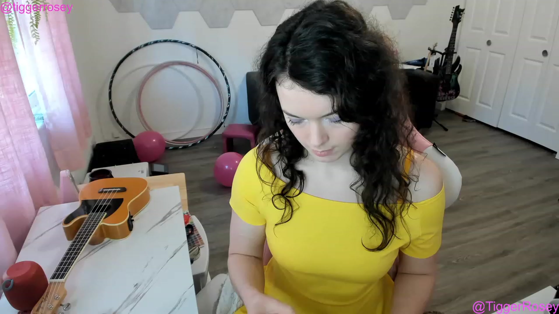 Gallery image thumbnail from TiggerRosey's myfreecams stream on, 02/10/2023, 23:09 image 7 of 20