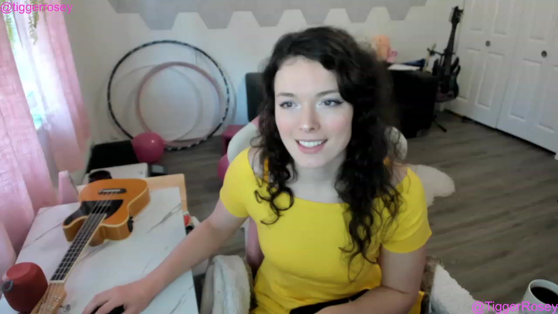 Gallery image thumbnail from TiggerRosey's myfreecams stream on, 02/10/2023, 23:09 image 1 of 20