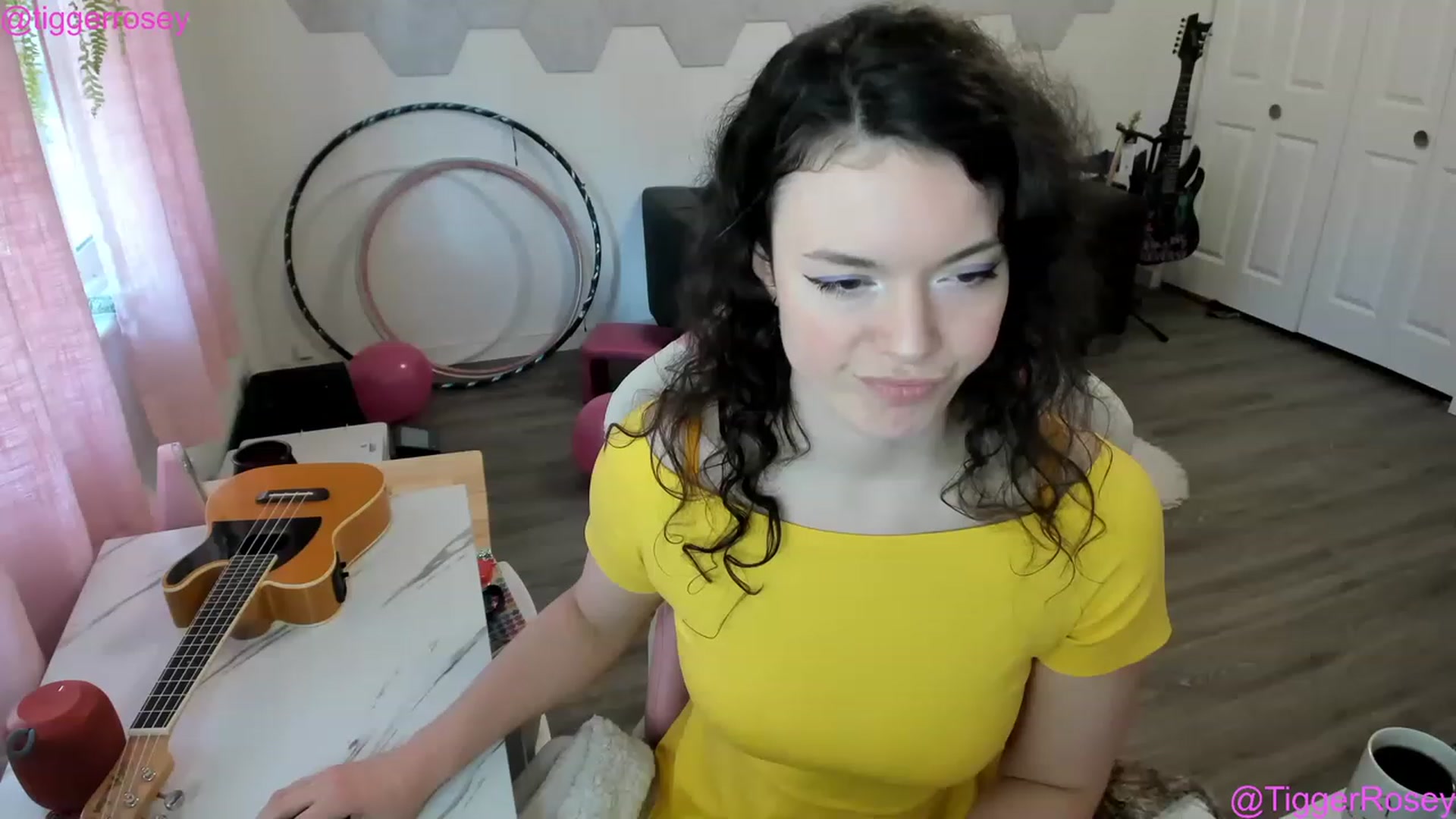 Gallery image thumbnail from TiggerRosey's myfreecams stream on, 02/10/2023, 23:09 image 4 of 20