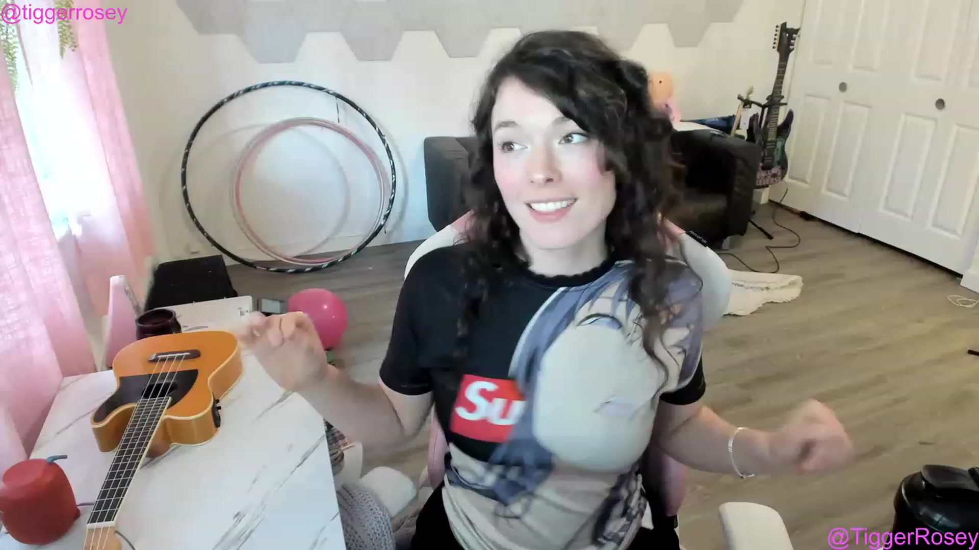 Gallery image thumbnail from TiggerRosey's myfreecams stream on, 02/18/2023, 24:07 image 18 of 20