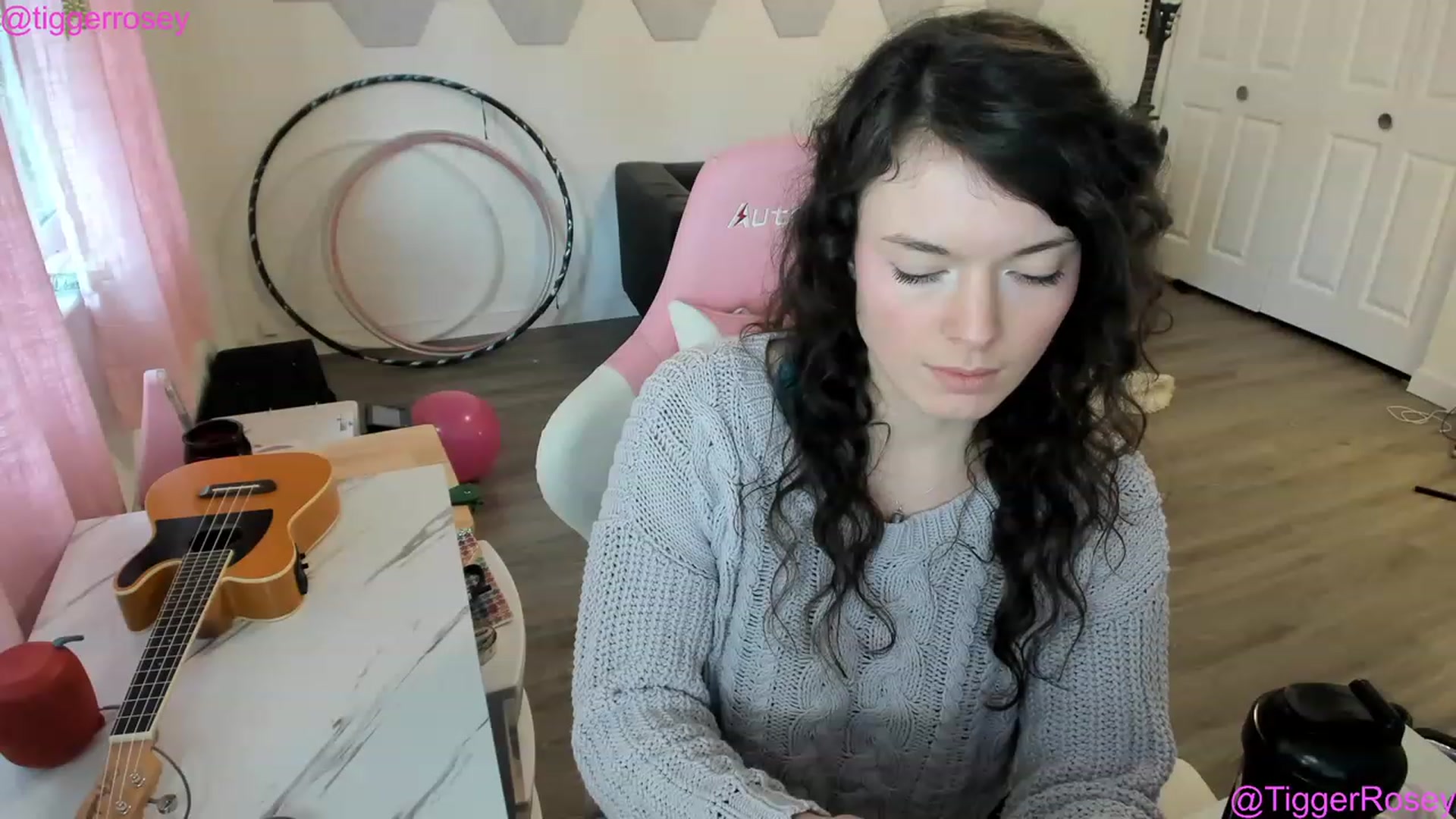 Gallery image thumbnail from TiggerRosey's myfreecams stream on, 02/18/2023, 24:07 image 6 of 20
