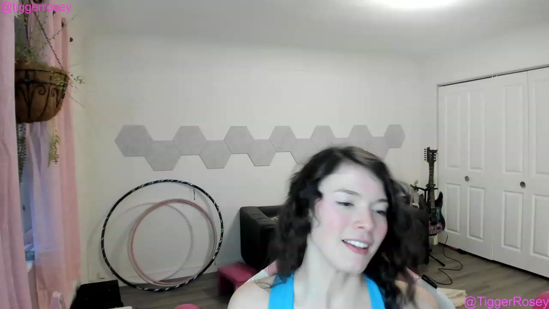 Gallery image thumbnail from TiggerRosey's myfreecams stream on, 02/18/2023, 03:16 image 3 of 20