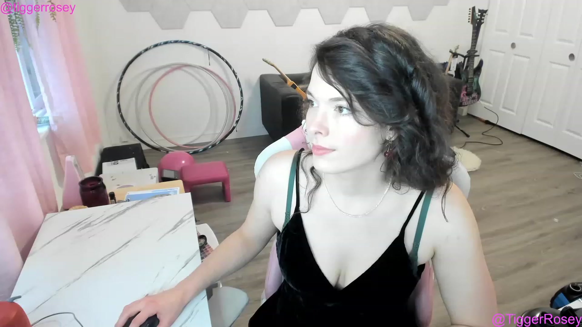 Gallery image thumbnail from TiggerRosey's myfreecams stream on, 02/21/2023, 01:34 image 5 of 20