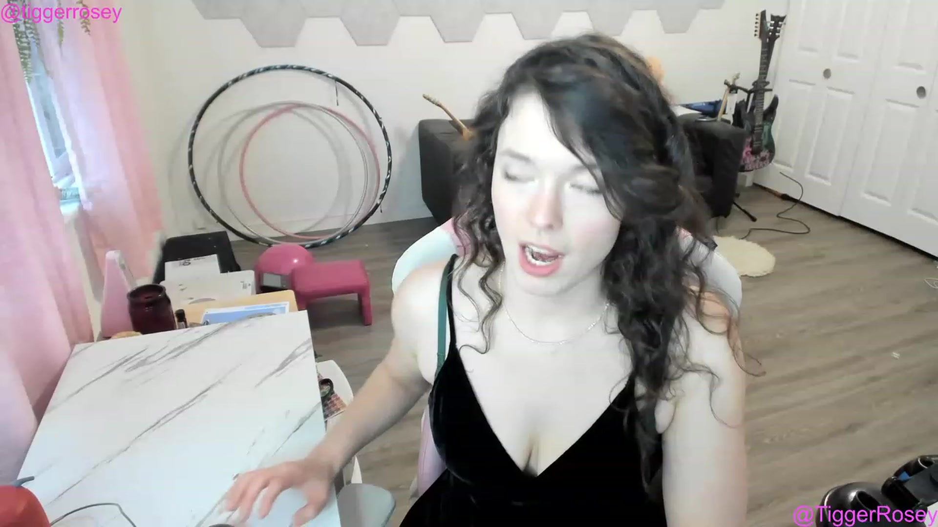 Gallery image thumbnail from TiggerRosey's myfreecams stream on, 02/21/2023, 01:34 image 7 of 20