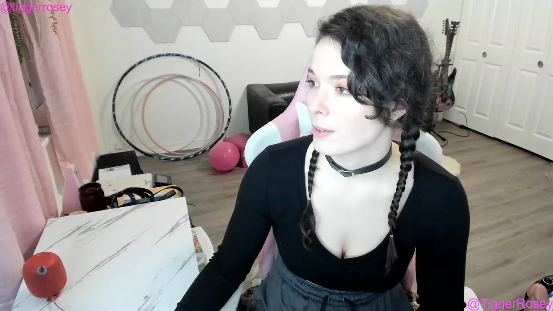Gallery image thumbnail from TiggerRosey's myfreecams stream on, 02/23/2023, 03:29 image 3 of 20