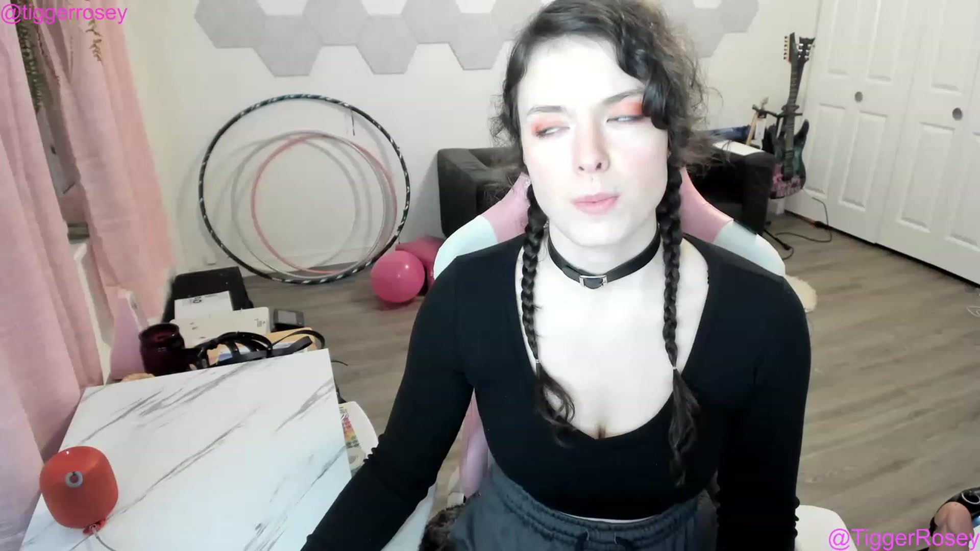 Gallery image thumbnail from TiggerRosey's myfreecams stream on, 02/23/2023, 03:29 image 5 of 20