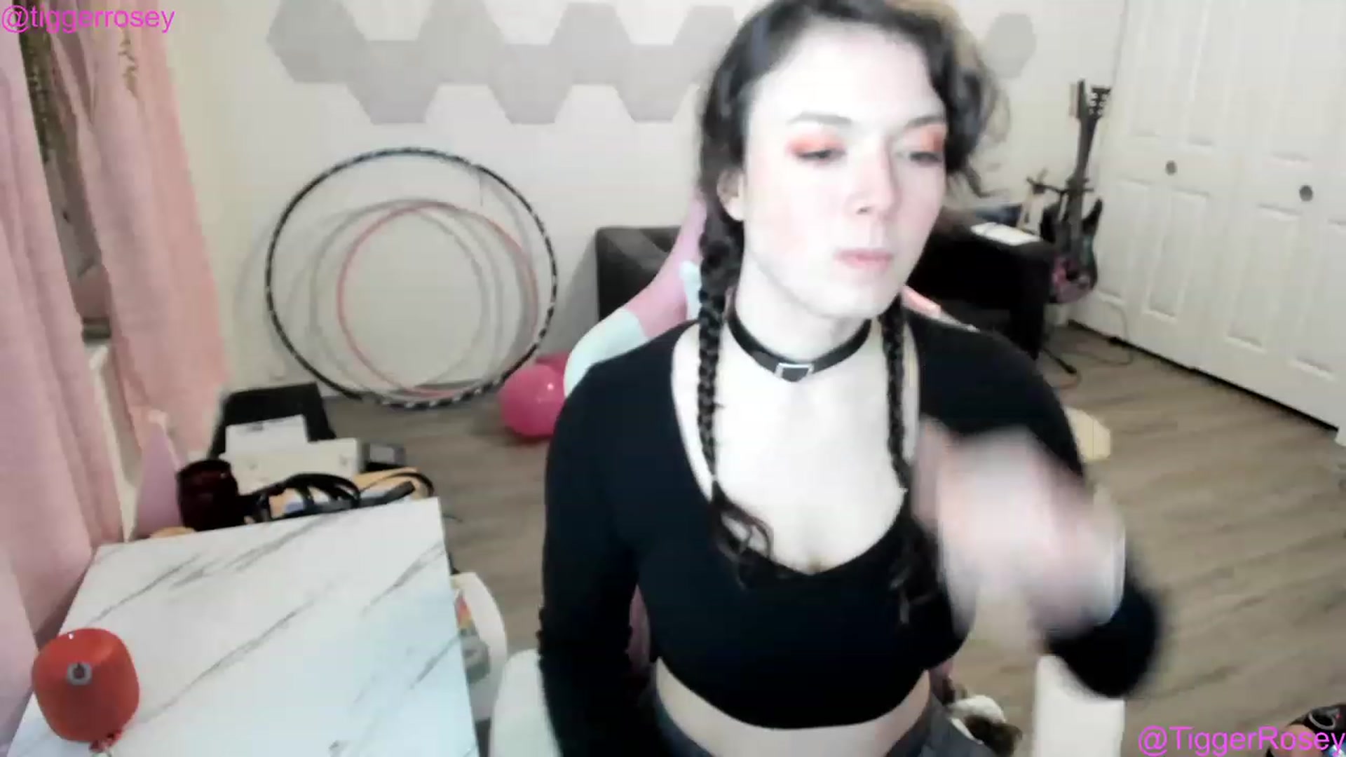 Gallery image thumbnail from TiggerRosey's myfreecams stream on, 02/23/2023, 03:29 image 8 of 20