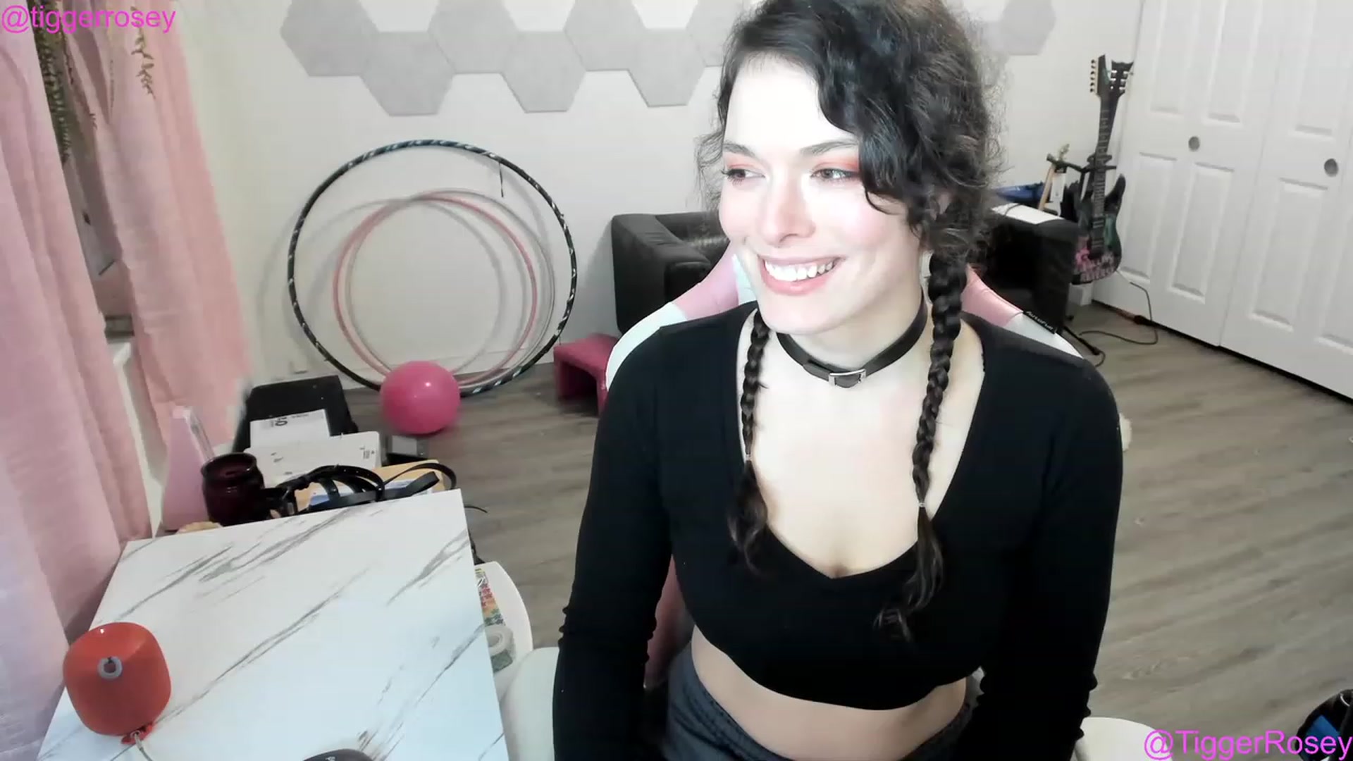 Gallery image thumbnail from TiggerRosey's myfreecams stream on, 02/23/2023, 04:19 image 20 of 20