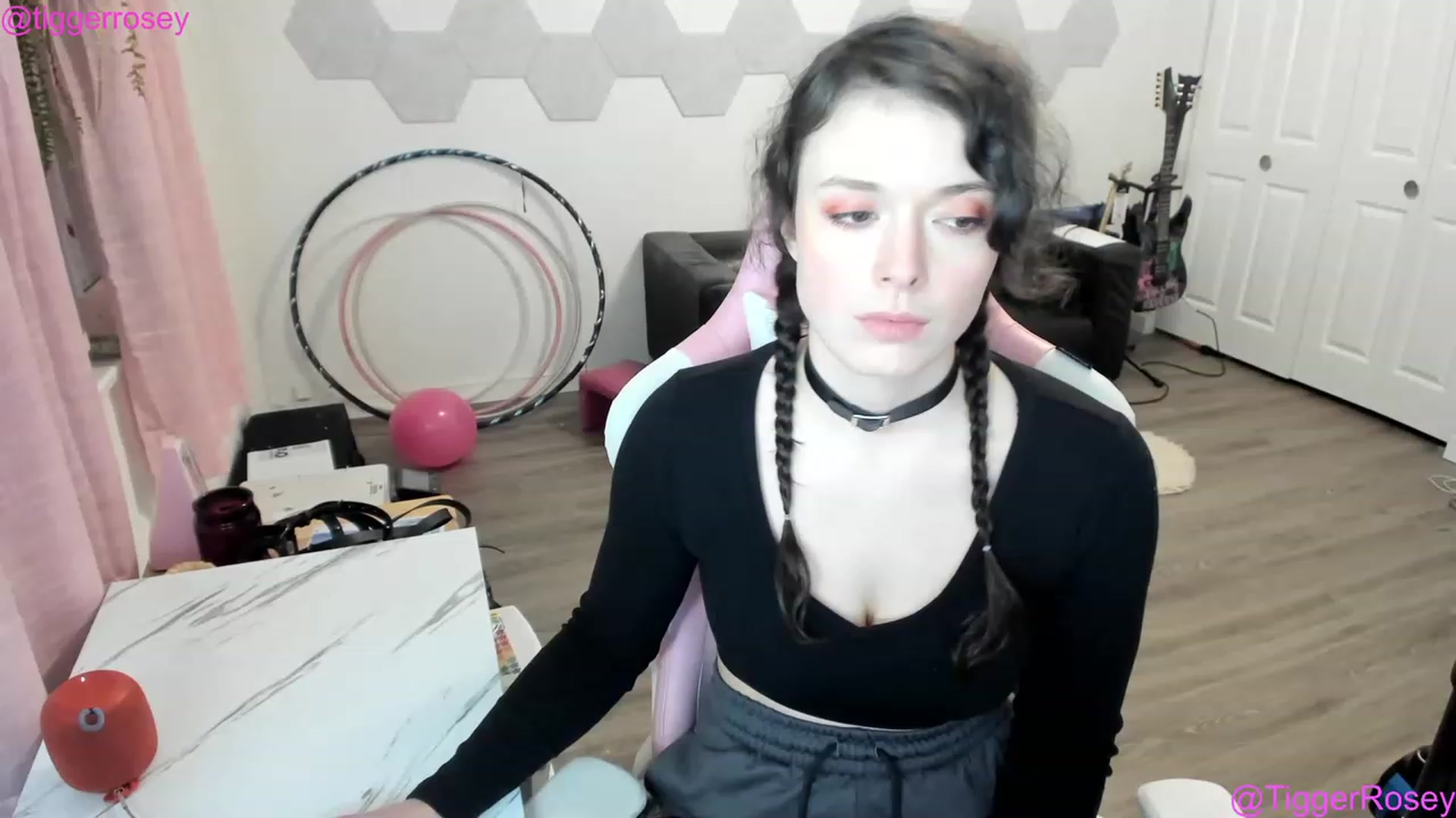 Gallery image thumbnail from TiggerRosey's myfreecams stream on, 02/23/2023, 04:19 image 9 of 20
