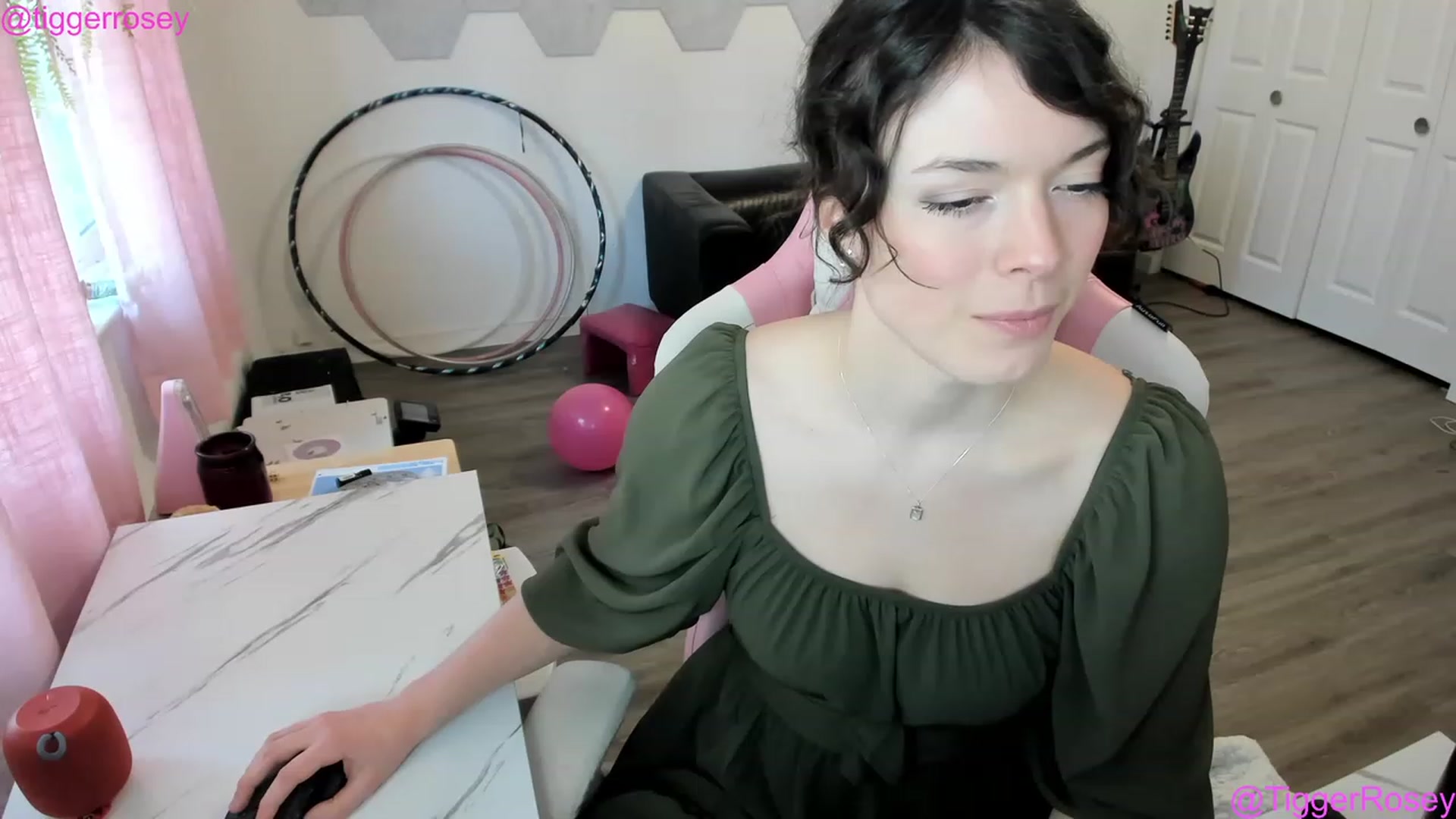 Gallery image thumbnail from TiggerRosey's myfreecams stream on, 02/24/2023, 22:01 image 10 of 20